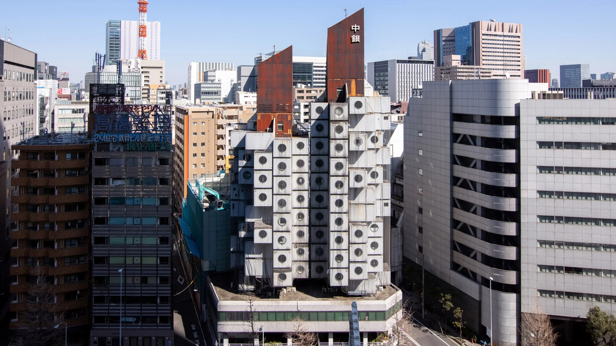 Preservation of Pod A606 of the Nakagin Capsule Tower After Demolished