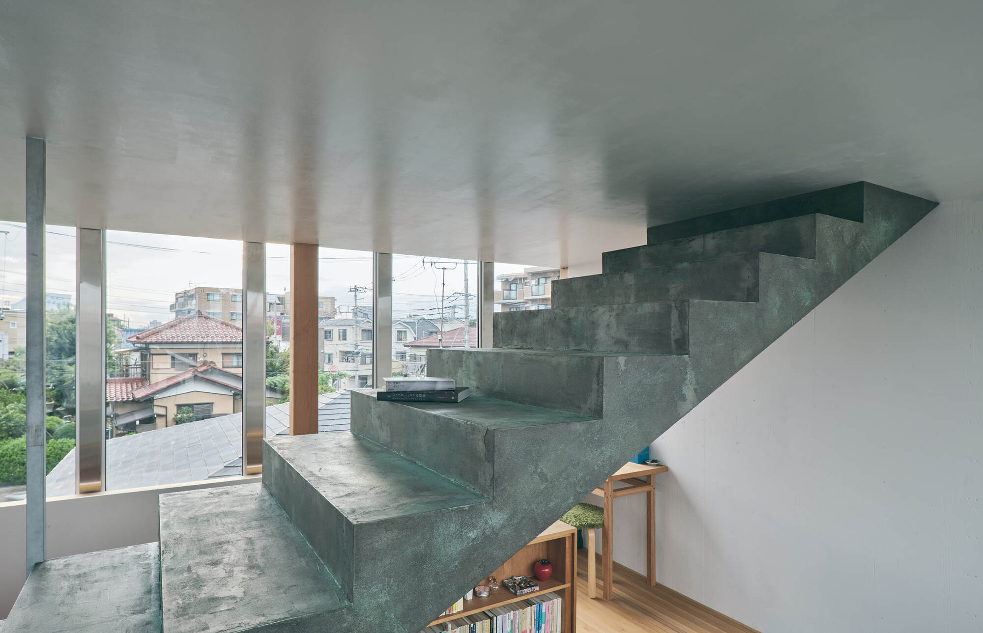 Archipelago Architects Features the "Blind Stairs" in Japanese-Style Houses