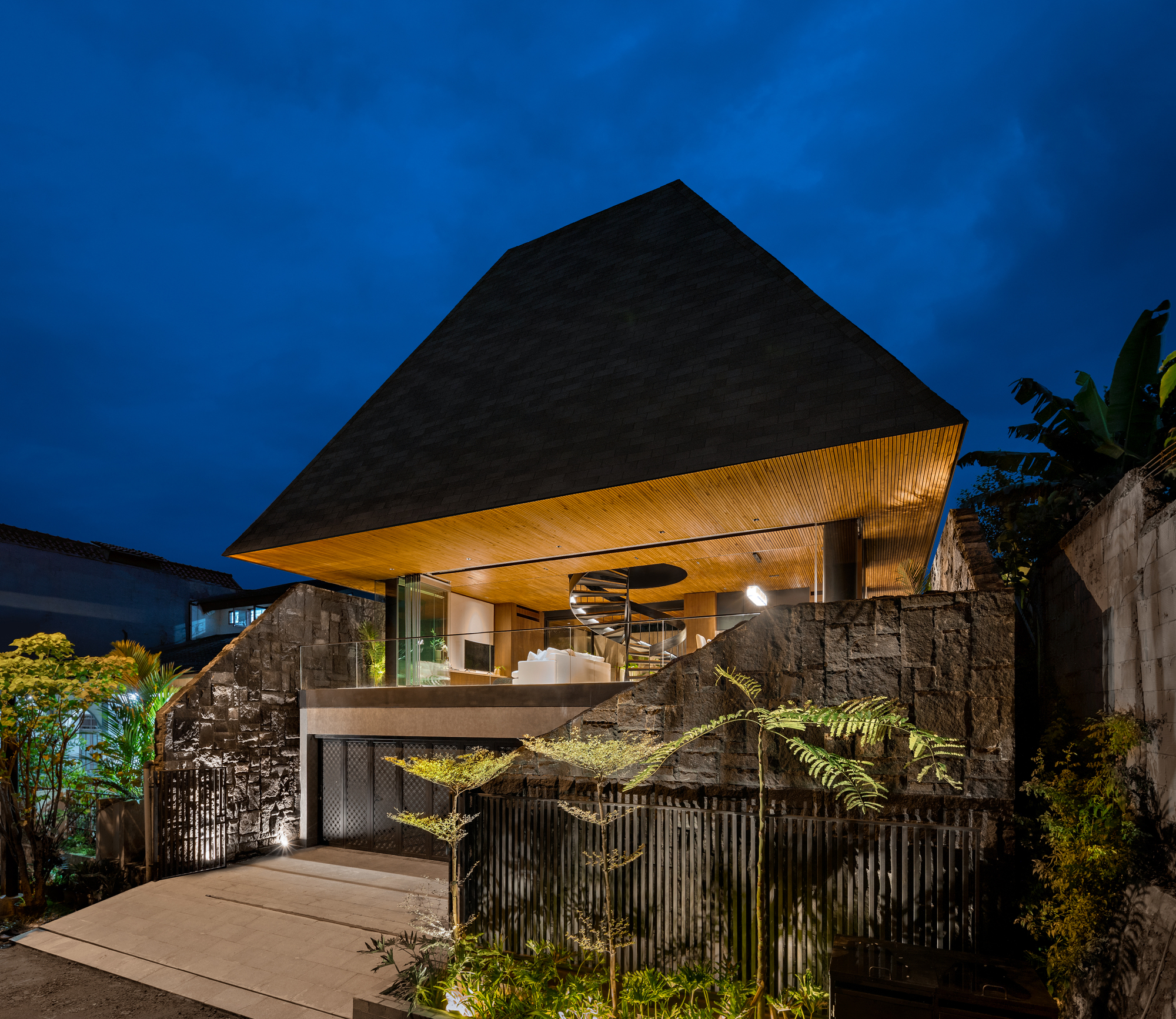 Contemporary Design on Indonesian Vernacular Style Houses
