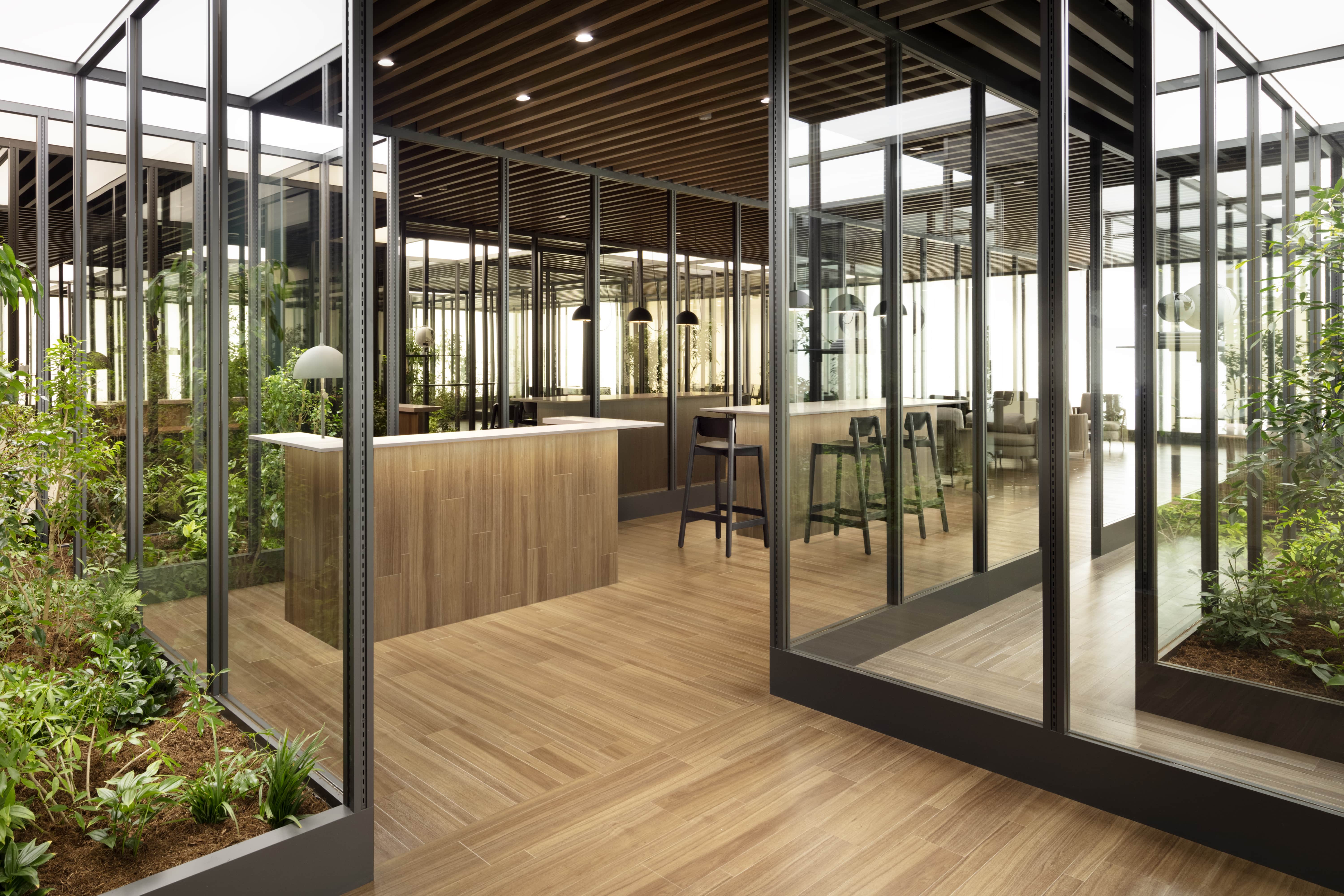 Sumu Fumu Terrace: A Freedom of Communication Space
