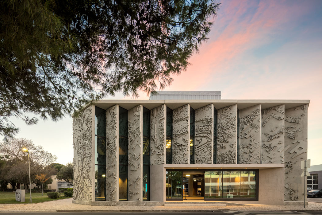 Adding an Artistic Touch to GS1 Headquearters in Portugal