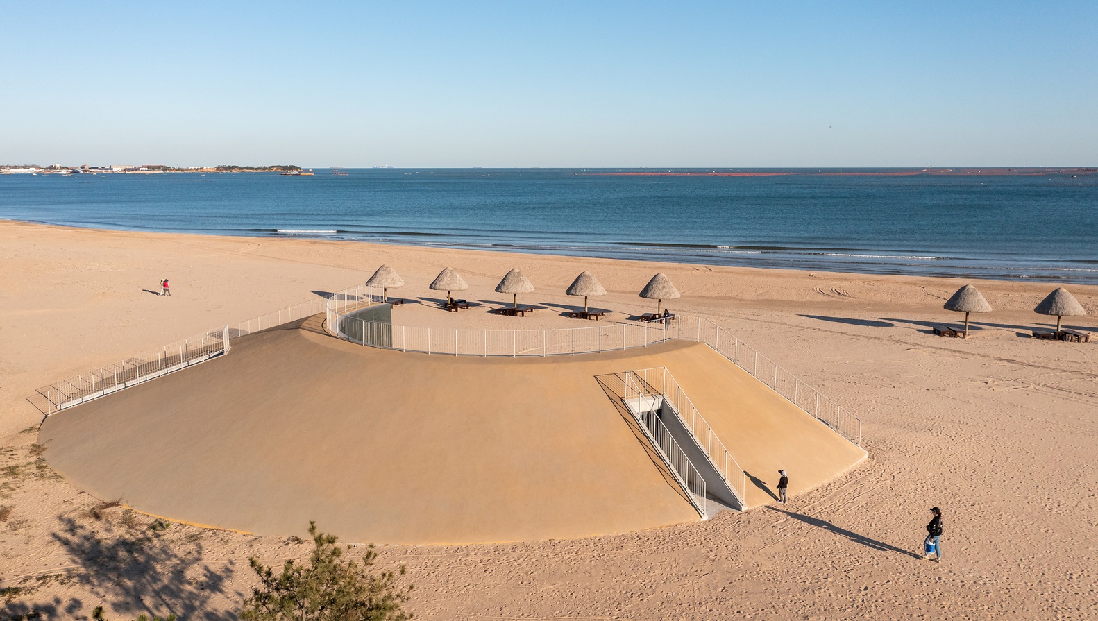 Echo of the Sea: The Revelation of the Hidden Structure at Ailian Bay
