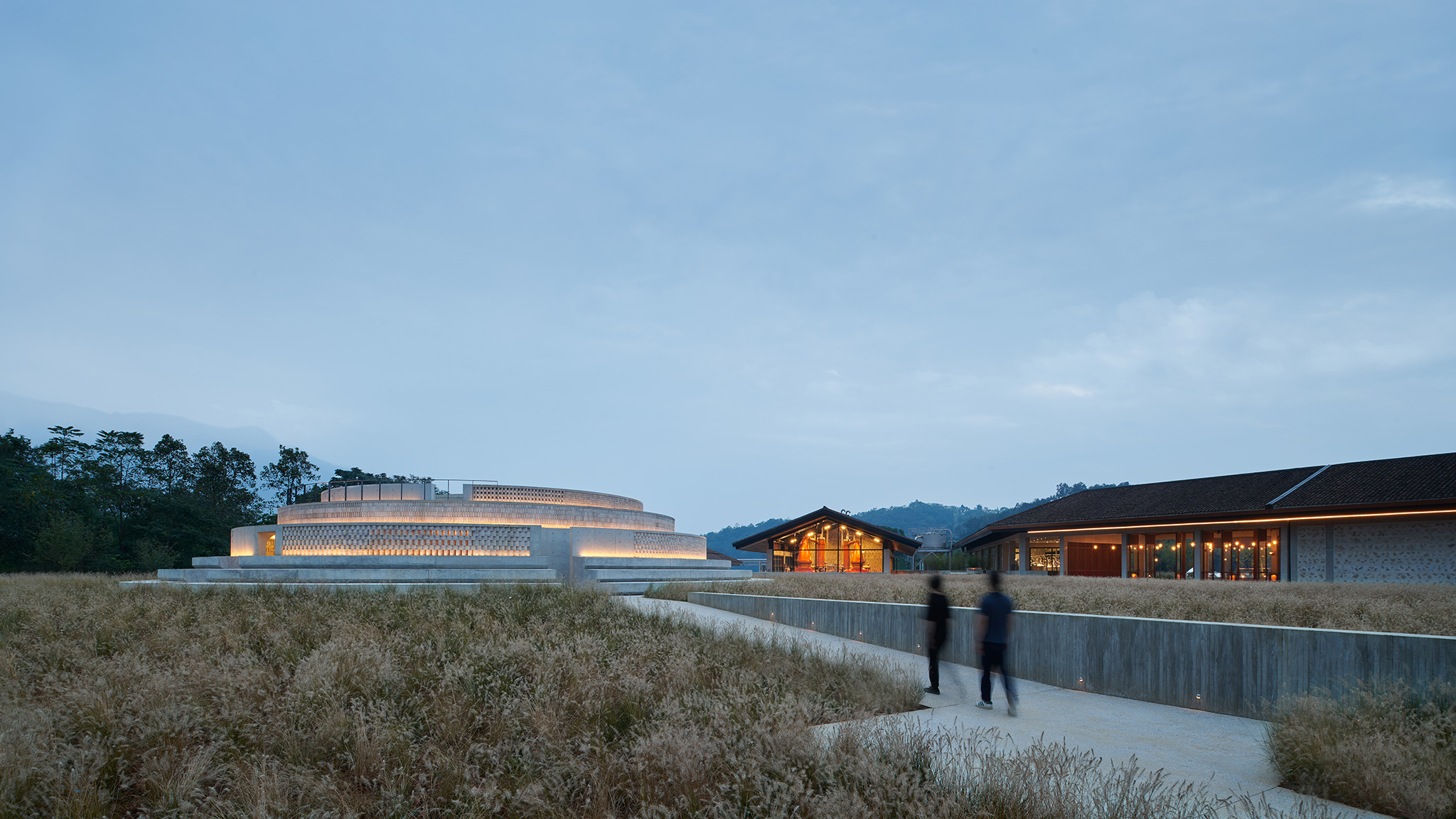 The Spirit of Shan-shui Philosophy in Chuan Malt Whisky Distillery