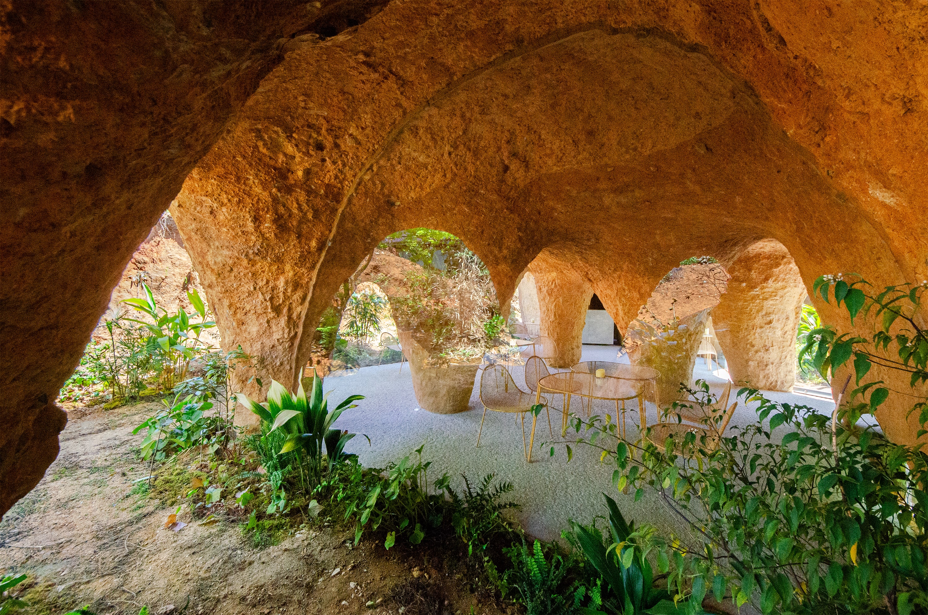 The Organic Form of 'House & Restaurant' by Junya Ishigami