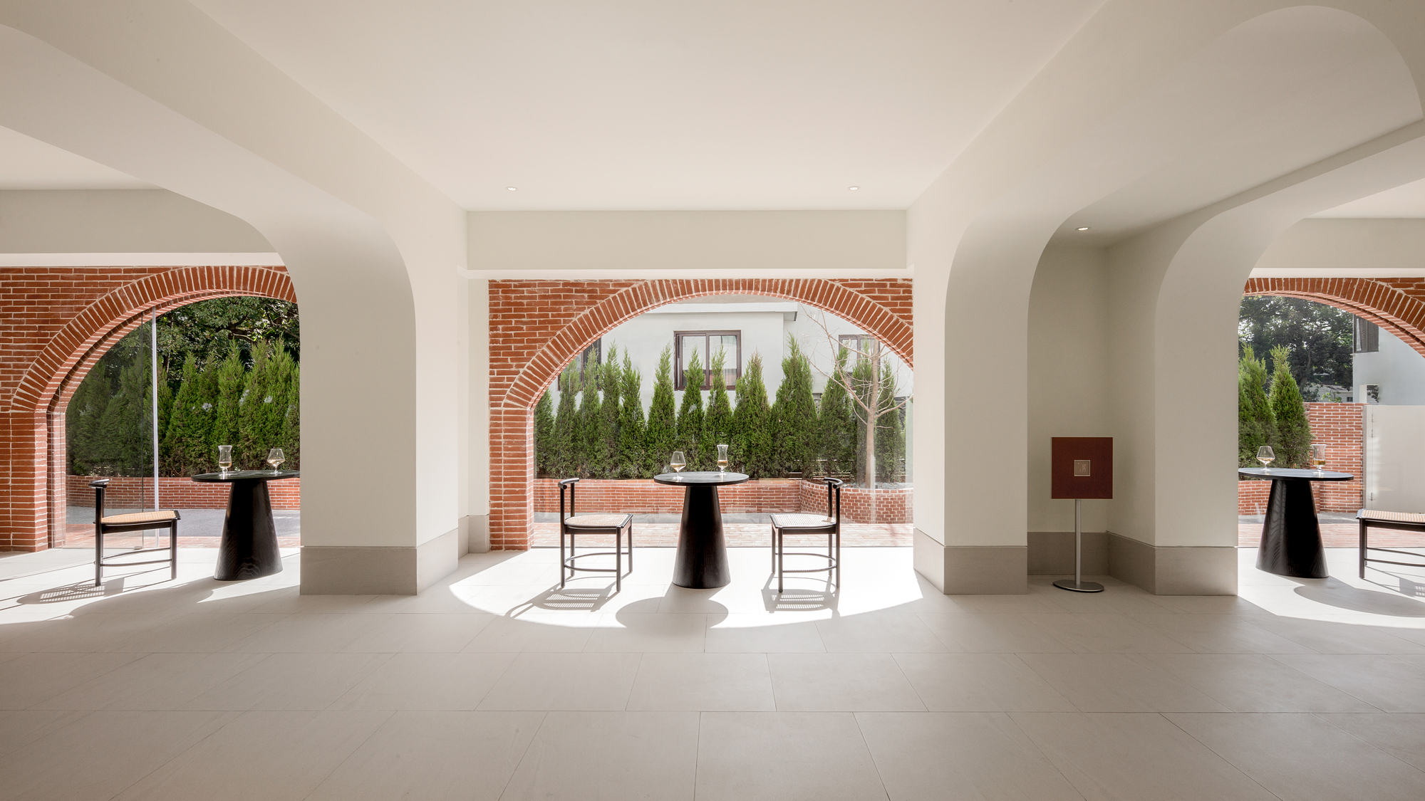 LITTLENAP Hotel: Where Minimalism Meets Maximum Comfort