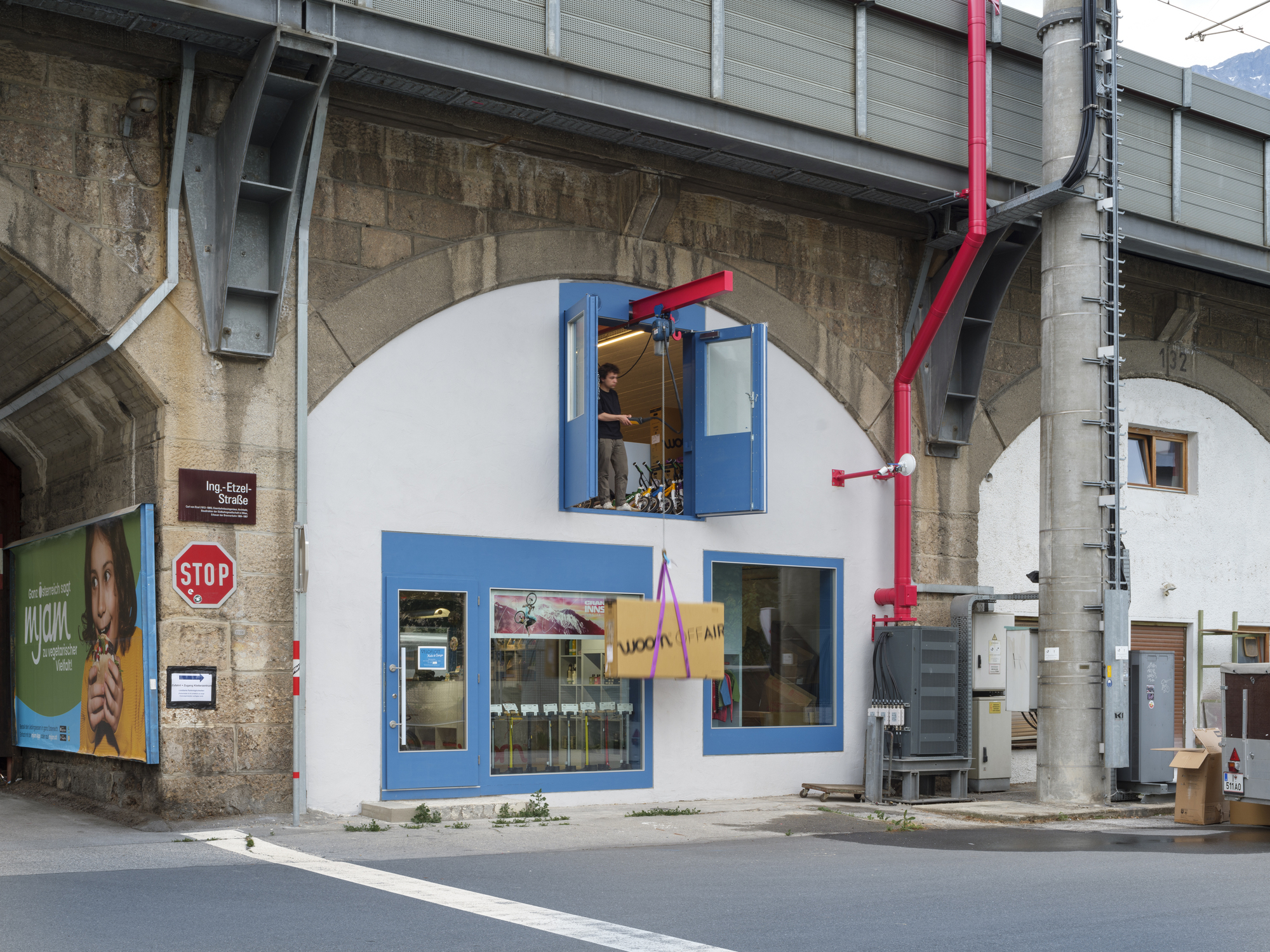 The Collaboration Between Three Architects: Nightclub into a Bicycle Shop