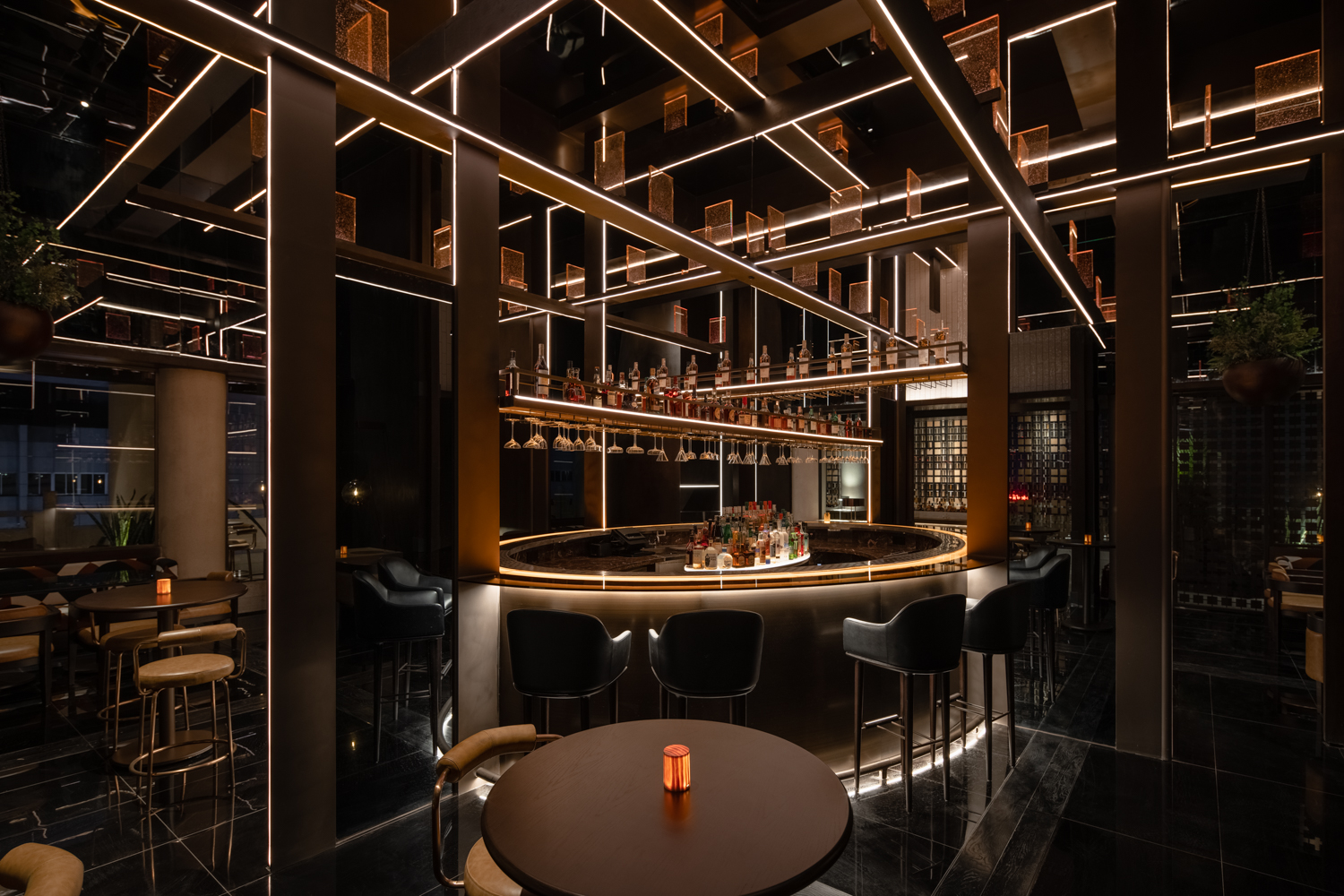 RooMoo Designed the Restaurant with a Typical Chinese House Concept