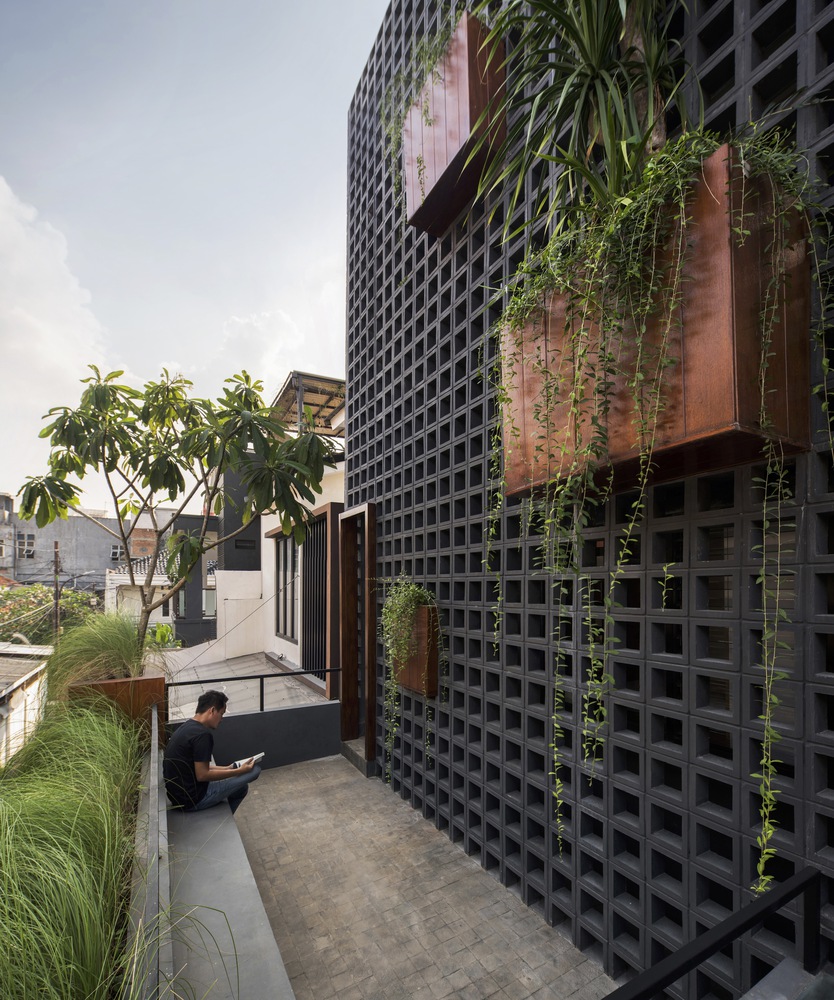 Atelier Bertiga's LeVo House: A Masterpiece of Levels and Voids