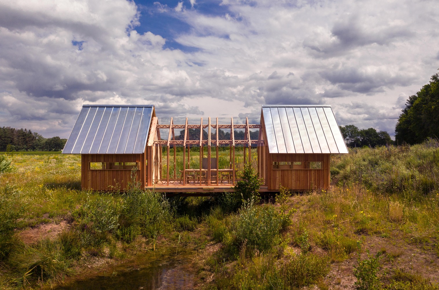 ANNA Cabin Flatpack: a Dynamic Relationship between People & Nature