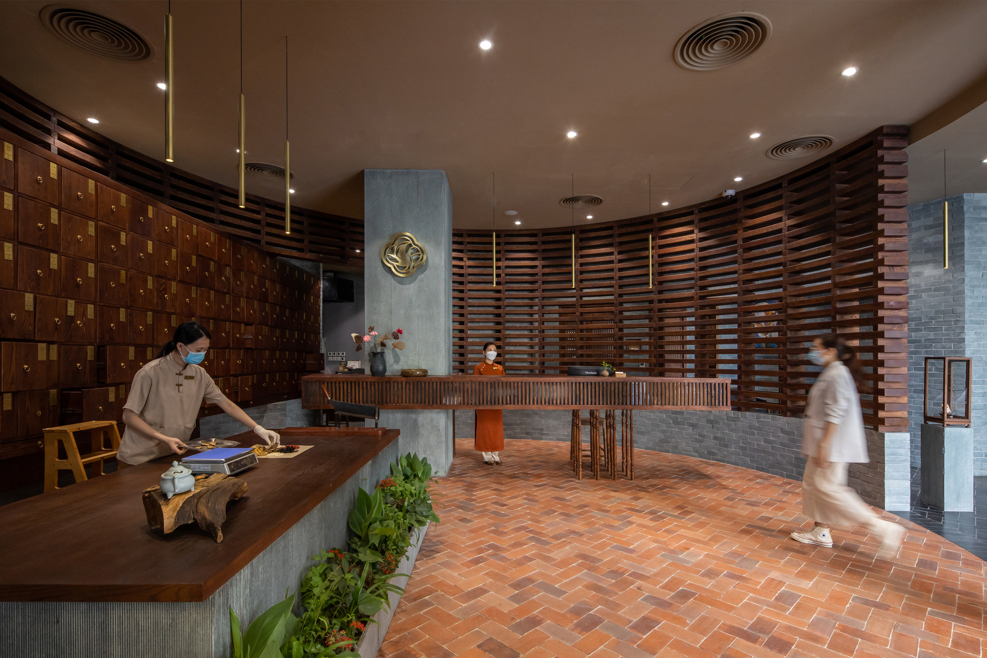 Harmonizing traditional values in Phong Kham Yhct traditional clinic