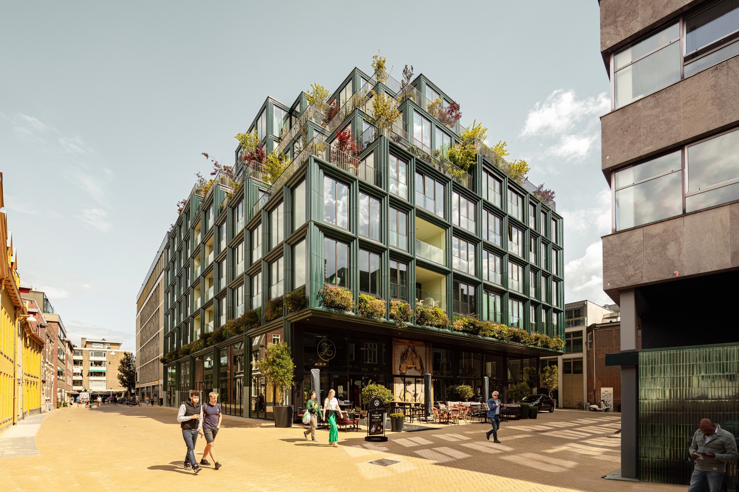 Mercado: Breathing Life Into Rode Weeshuisstraat