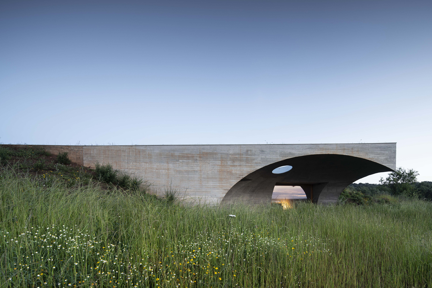 House in Monsaraz As an Artful Creation Emerging from a Terrain