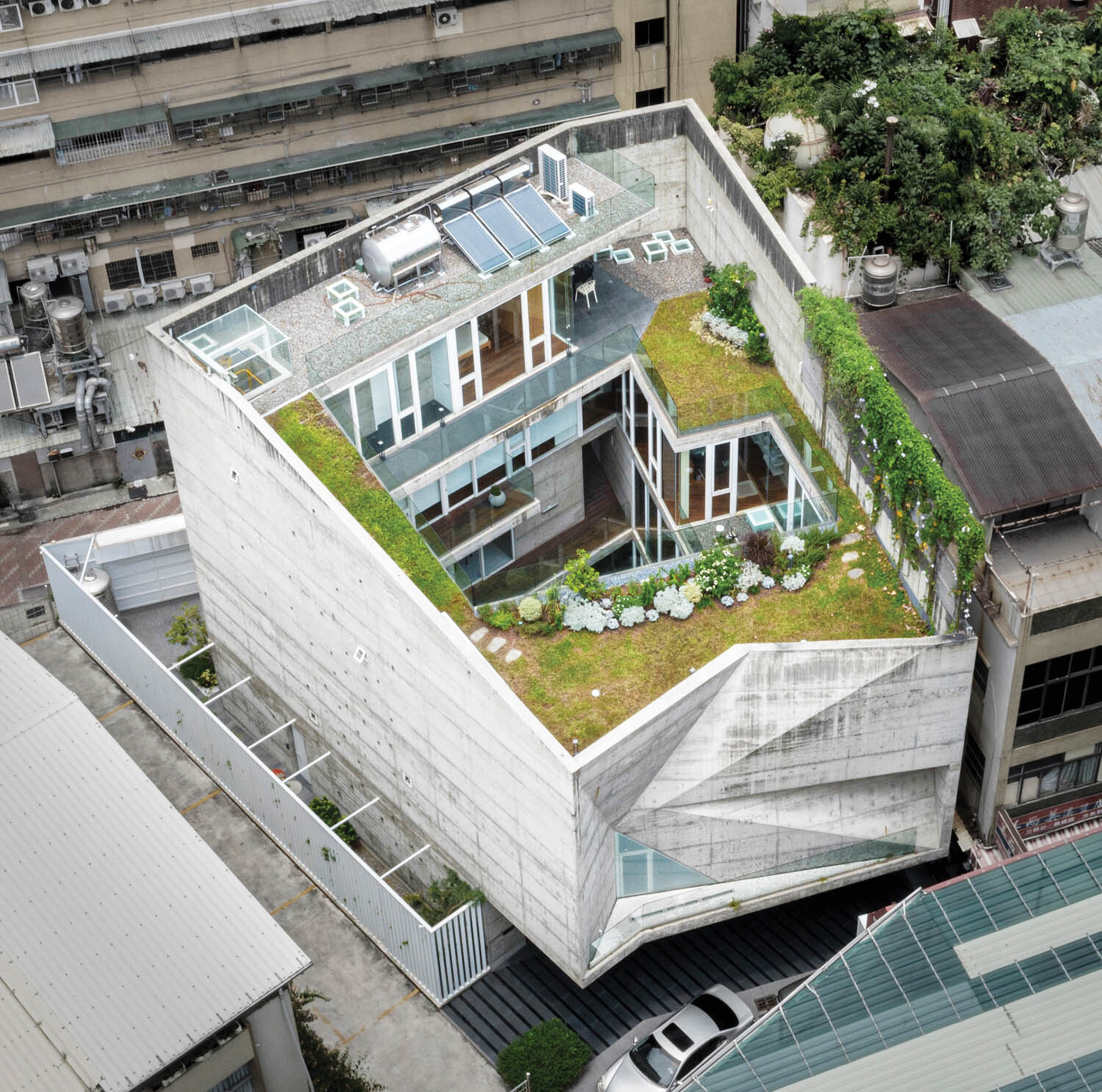 'Hidden Stars' in Hybrid Architecture by Atelier Gratia