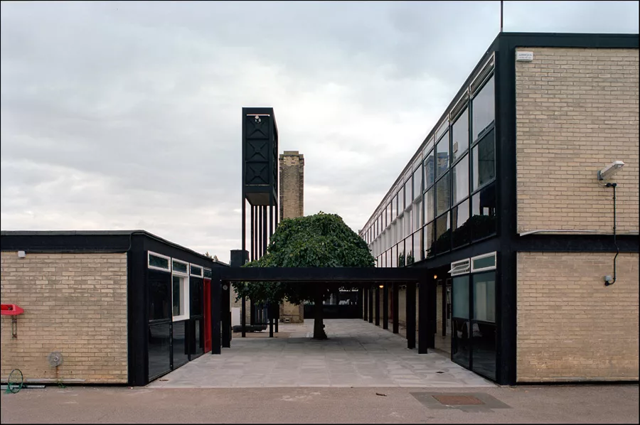 Hunstanton School: Brutalism and How It First Began