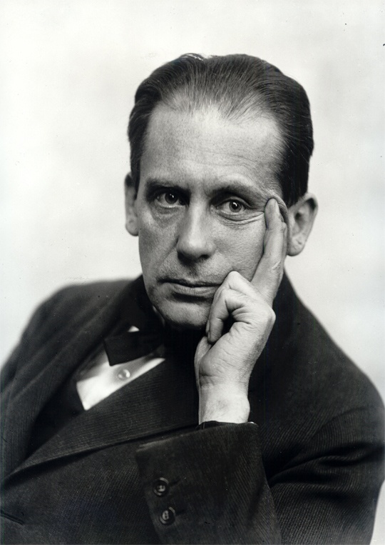 Walter Gropius: The Brilliant Brain Behind Bauhaus