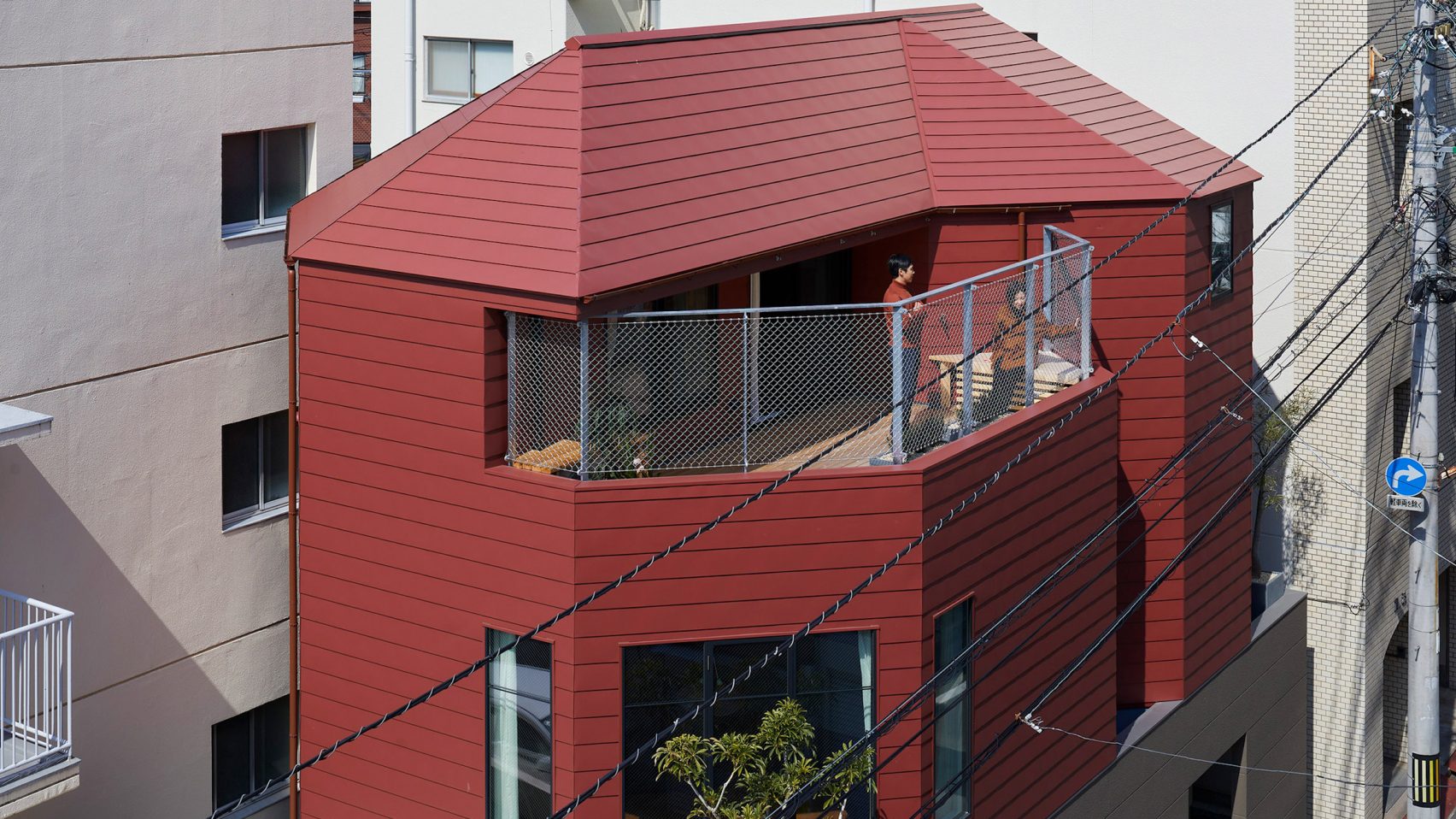 Marutau Arqui Redefines A Compact Yet Spacious Urban Home in Japan