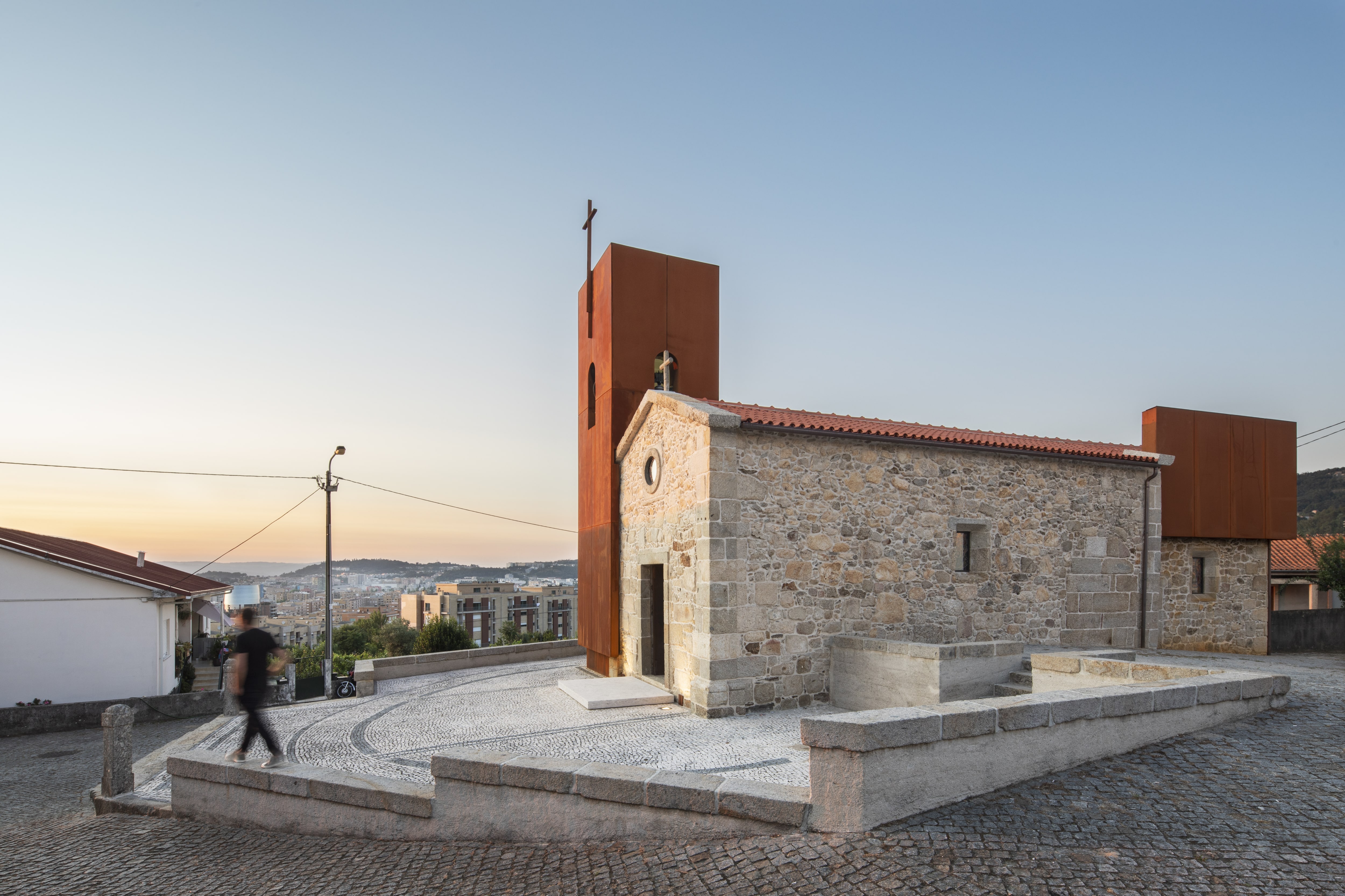 Thus, with calculations based on the above data, building planners are advised to rehabilitate or restore old buildings rather than build new sites. In addition, the revitalization of an old building is also an effort to extend the life of the building so that the historical value contained is not forgotten.