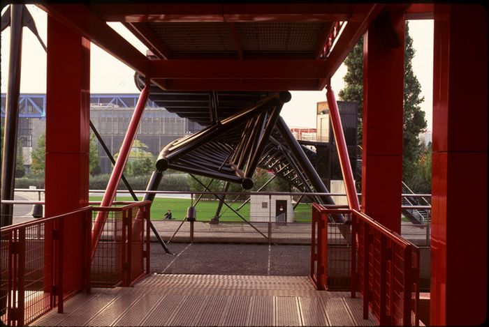 The folie with space in the Parc de la Villette