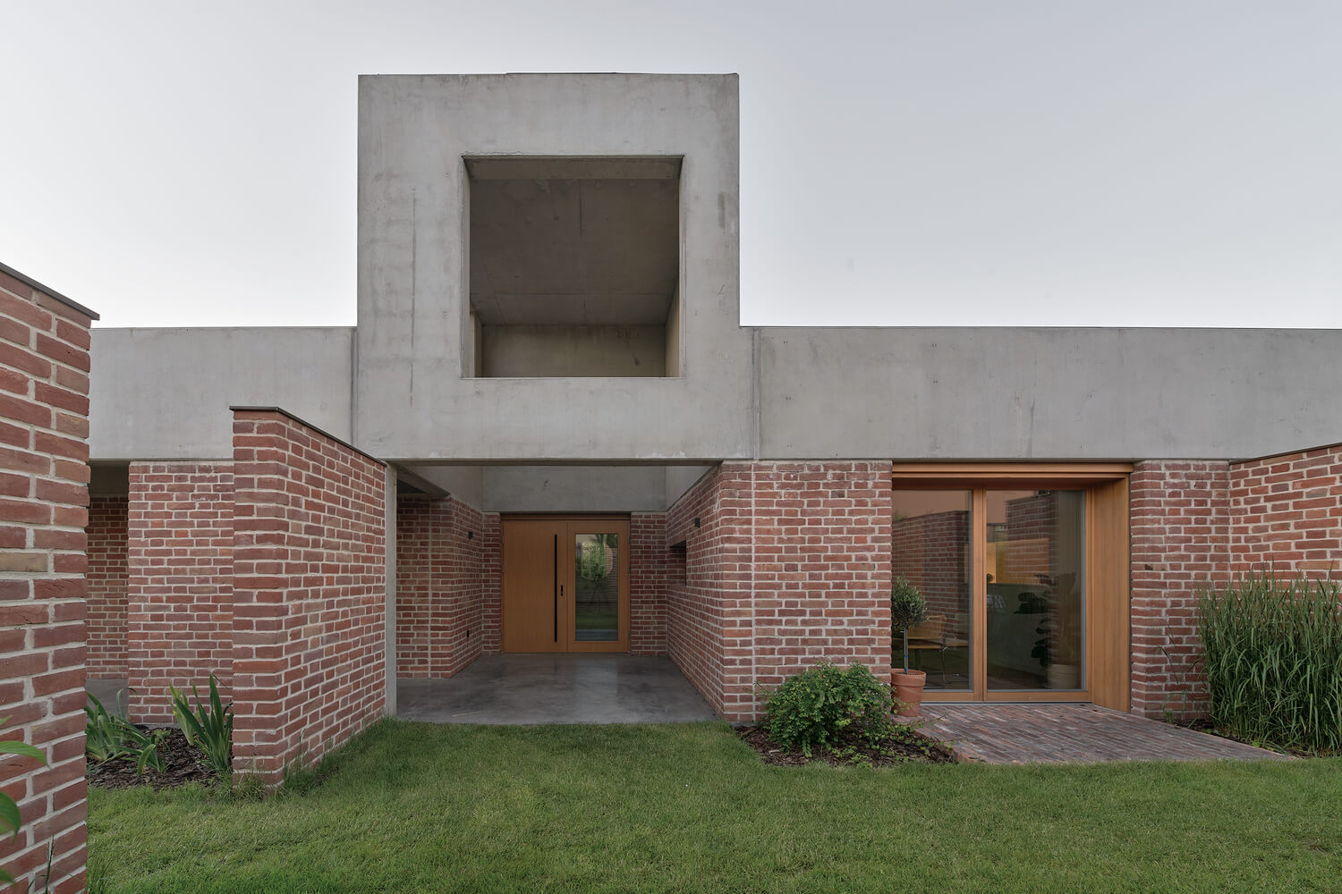 Mlawa House, photo by Jakub Certowicz