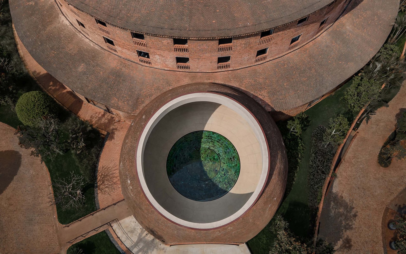 DongFengYun Hotel, photo by Ting Wang