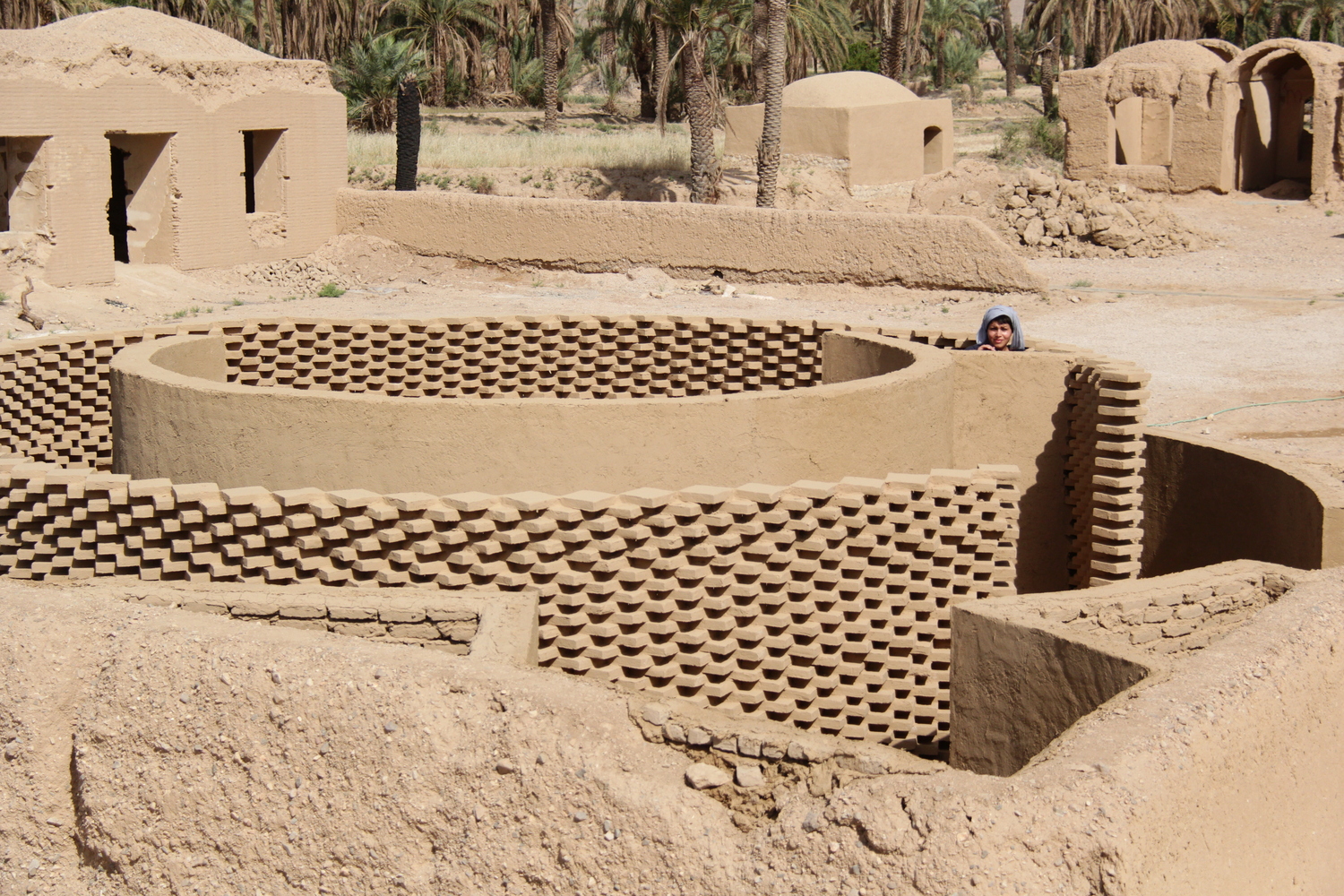 Circular wall layers form the volume of the observatory