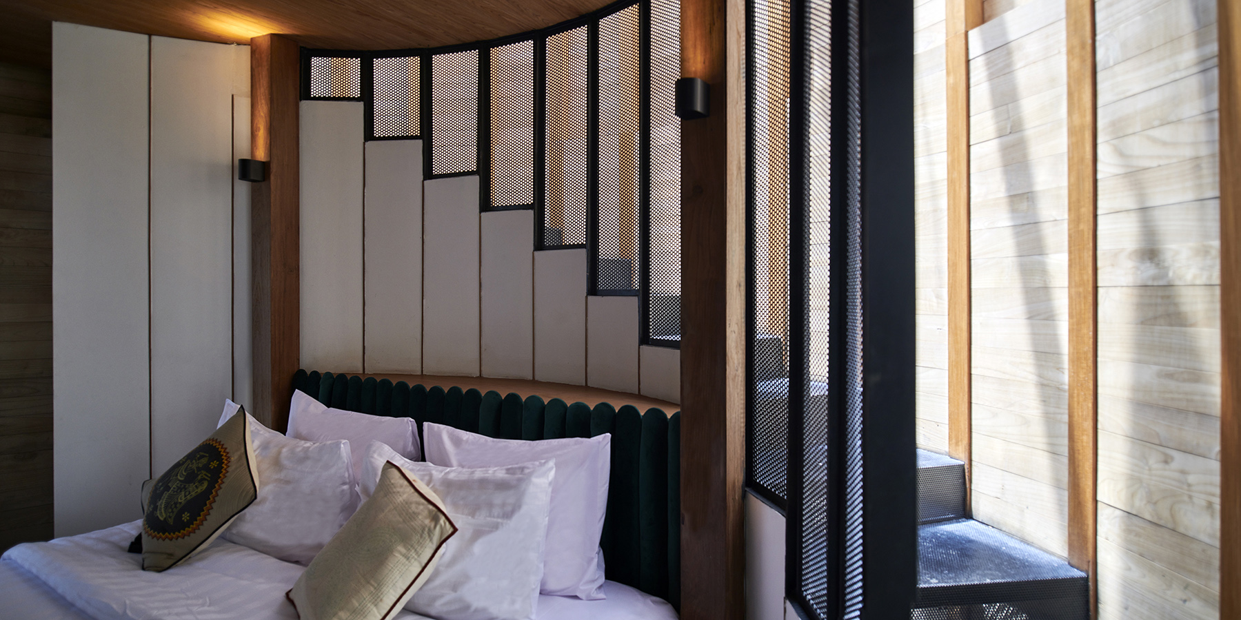 7 Skylight Designs to Beautify the Space