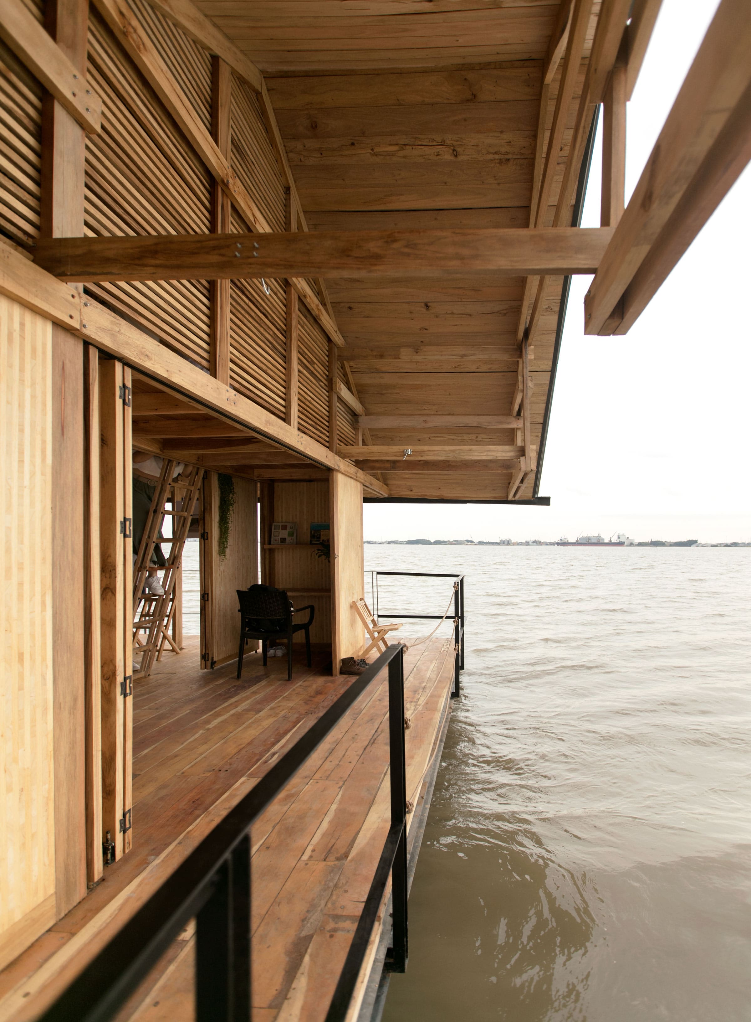 To protect the inner space from rain and sun, the roof of this observatory is also designed to be elongated