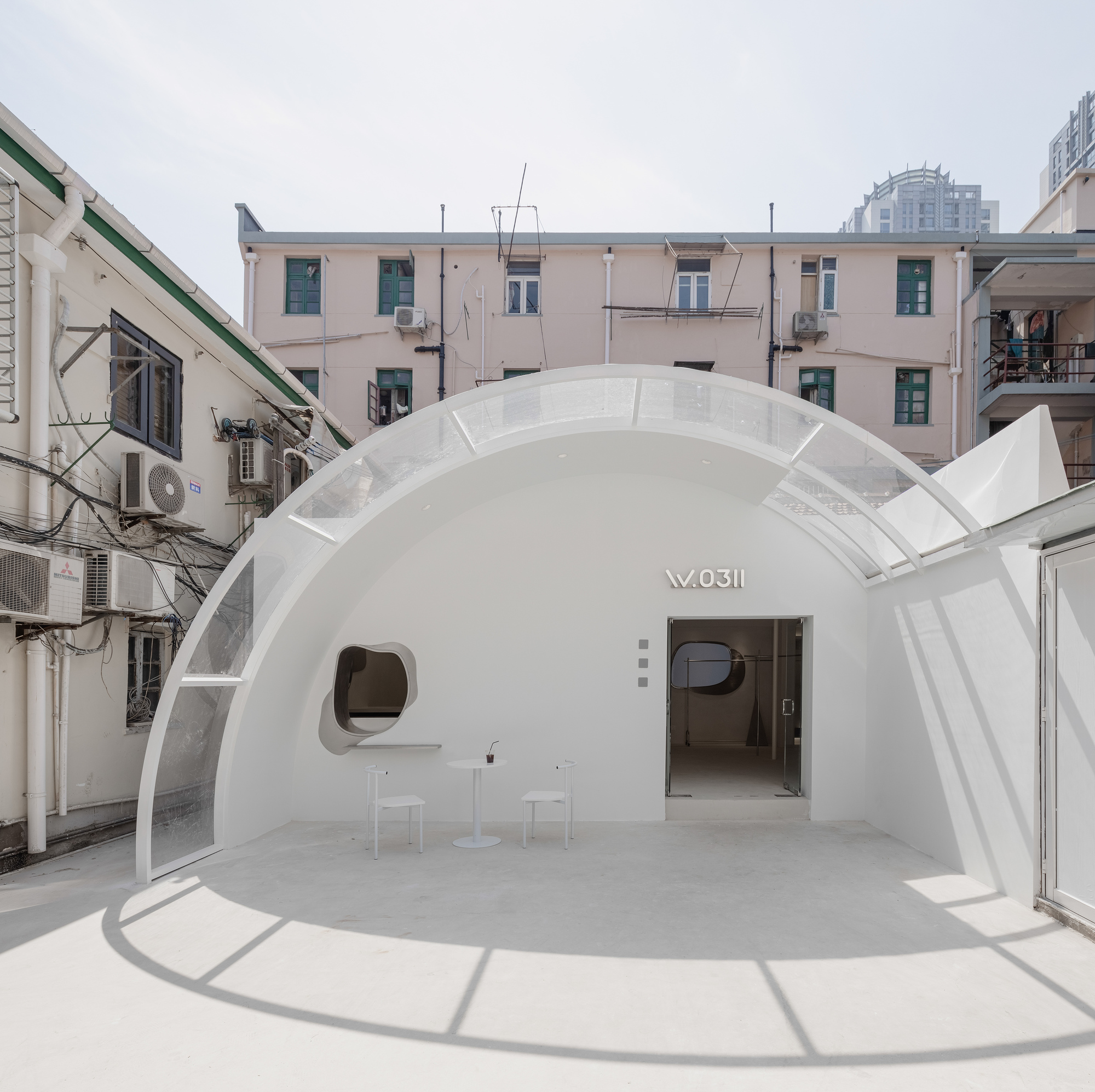 The uniqueness of this clothing store is displayed through a minimalist facade