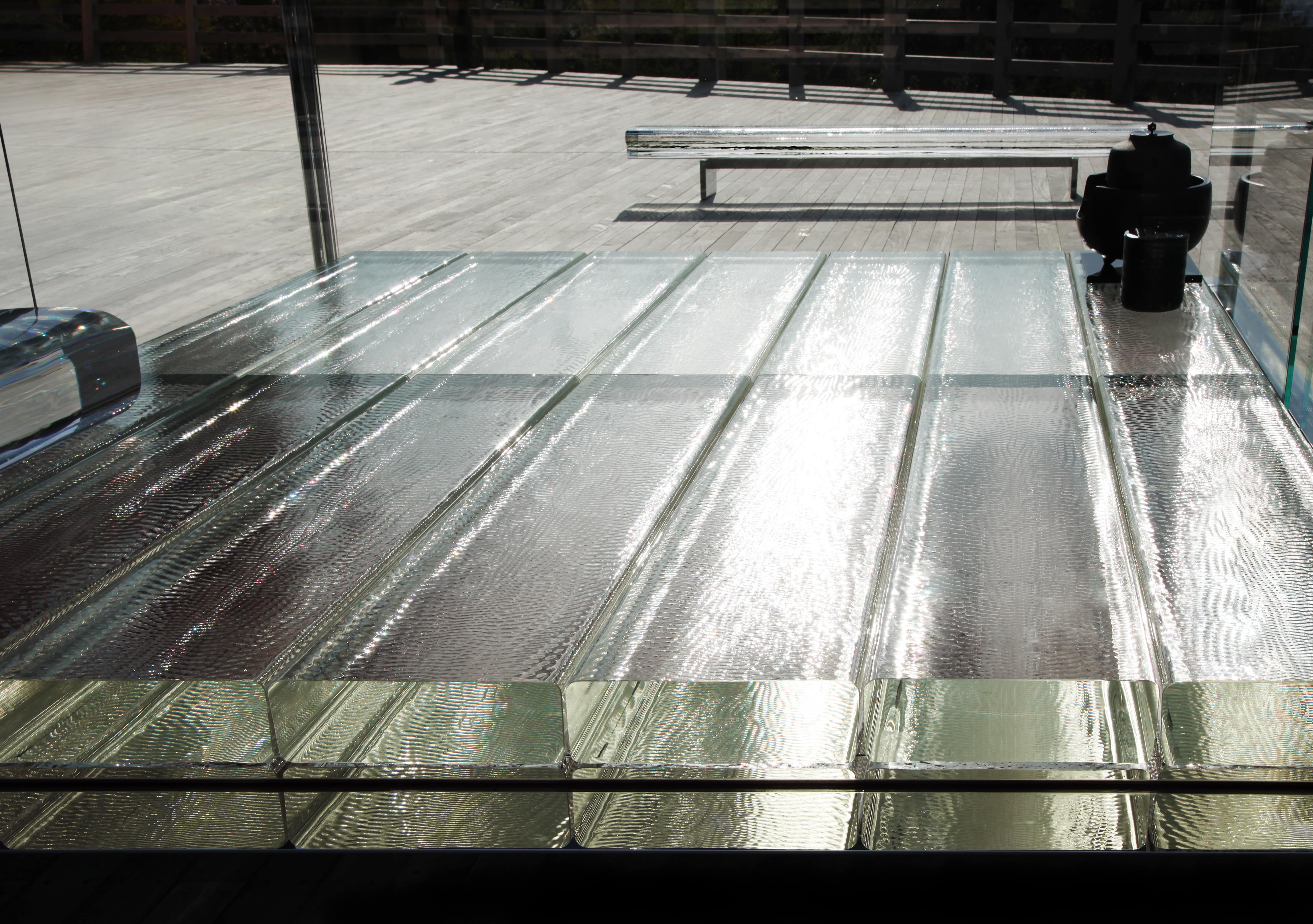 KOU-AN Glass Tea House by Tokujin Yoshioka is Travelling Around Japan