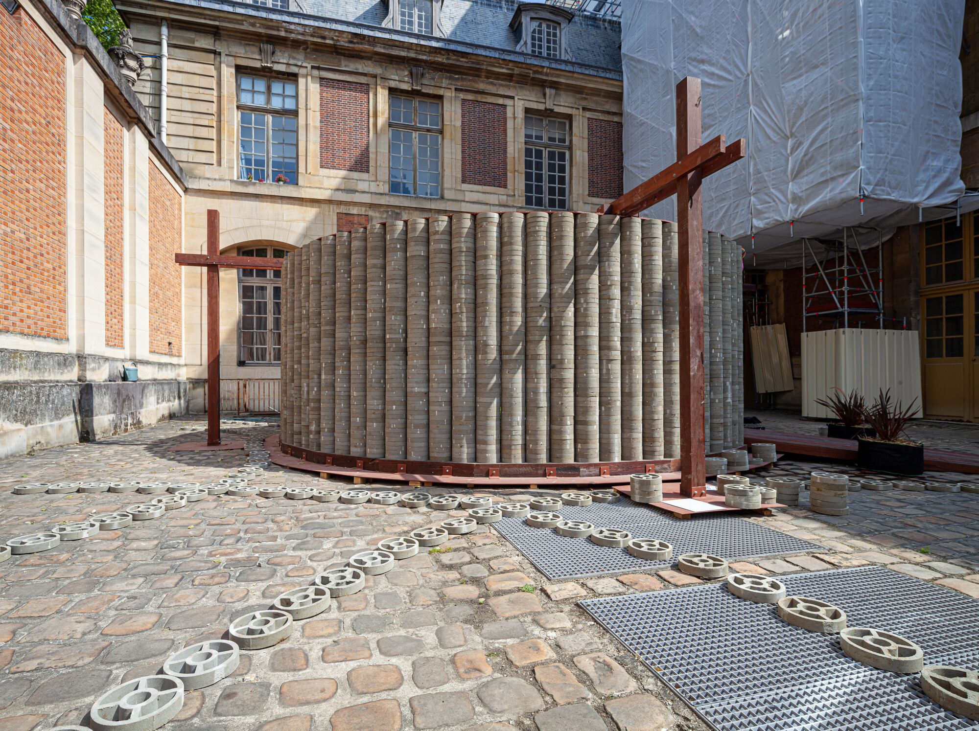 Elephant Theater: A Pavilion Made from Elephant Dung