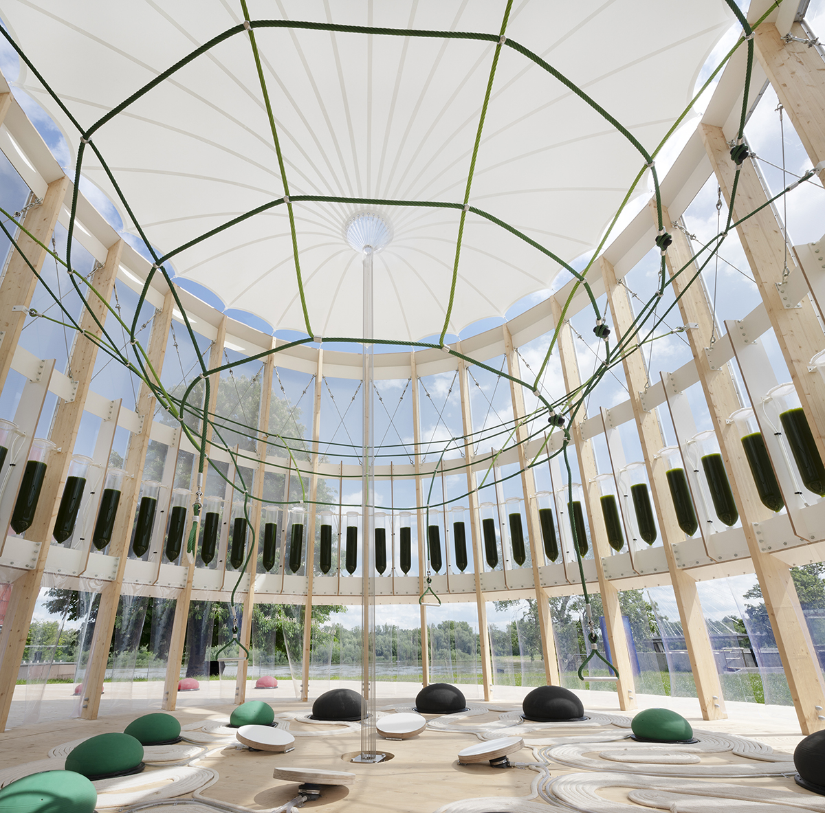 AirBubble Playground - The World's First Biotechnology Playroom