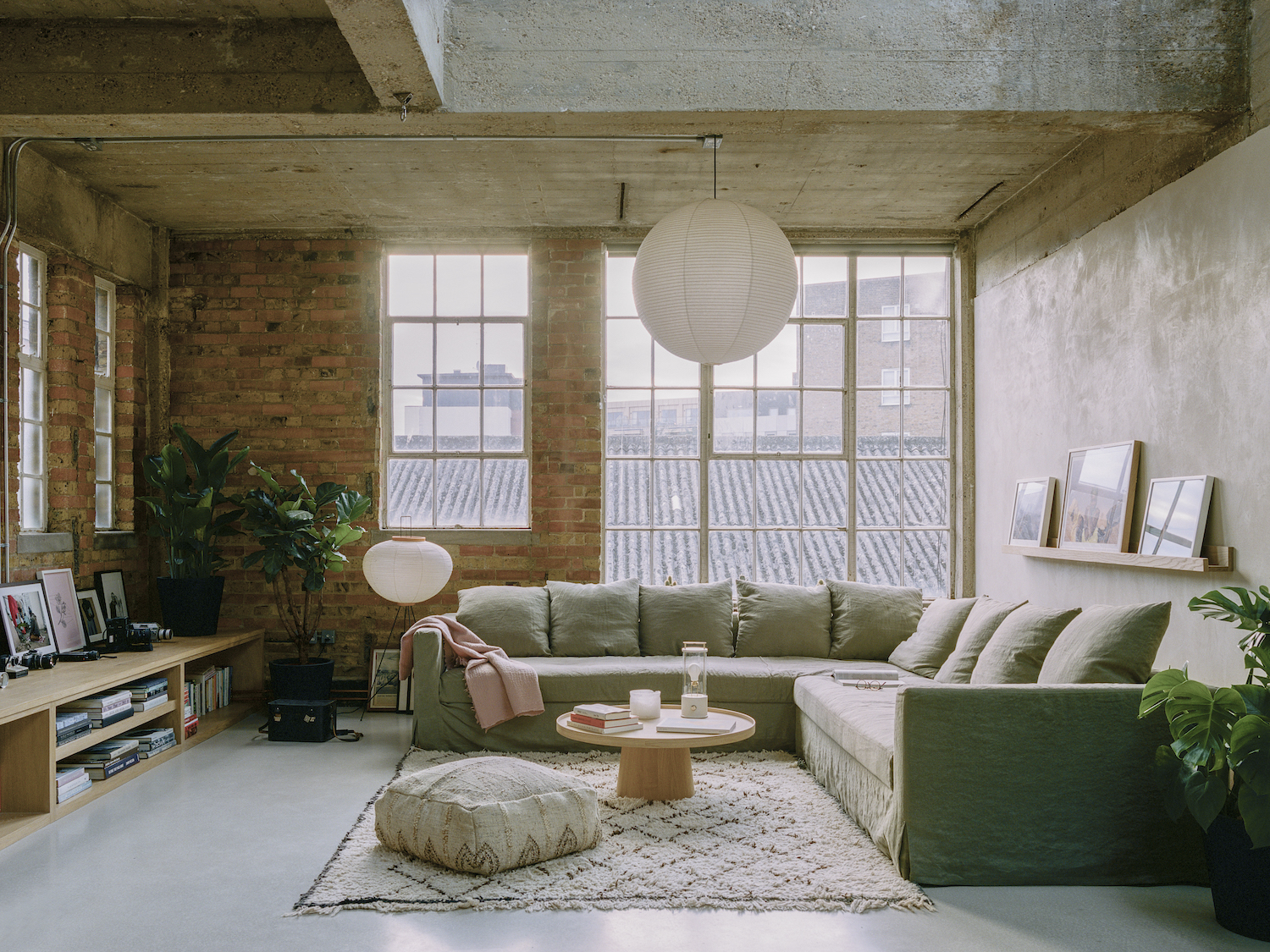 80-year-old Warehouse Transformation Into Earthrise Studio