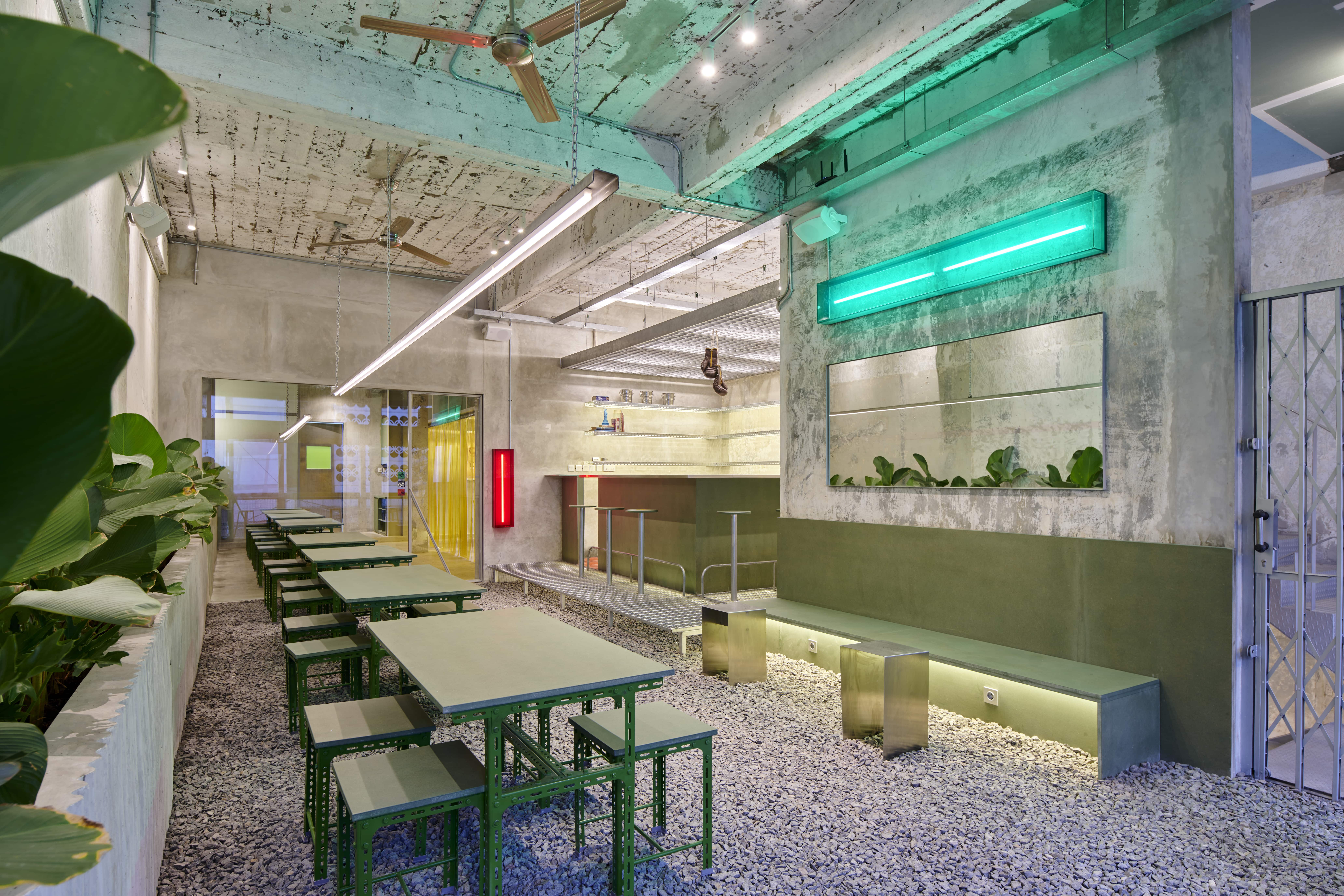 7 Interior Design with Unfinished Walls