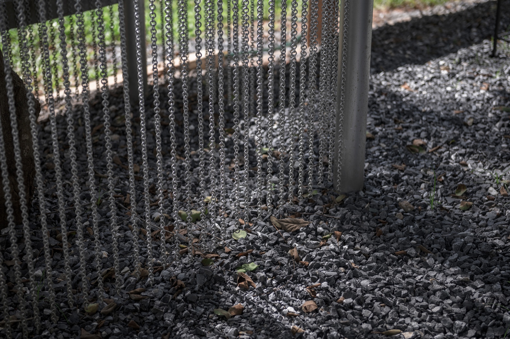 Grid Lines Boundary Pavilion: An Extension to Gravity CafÃ©