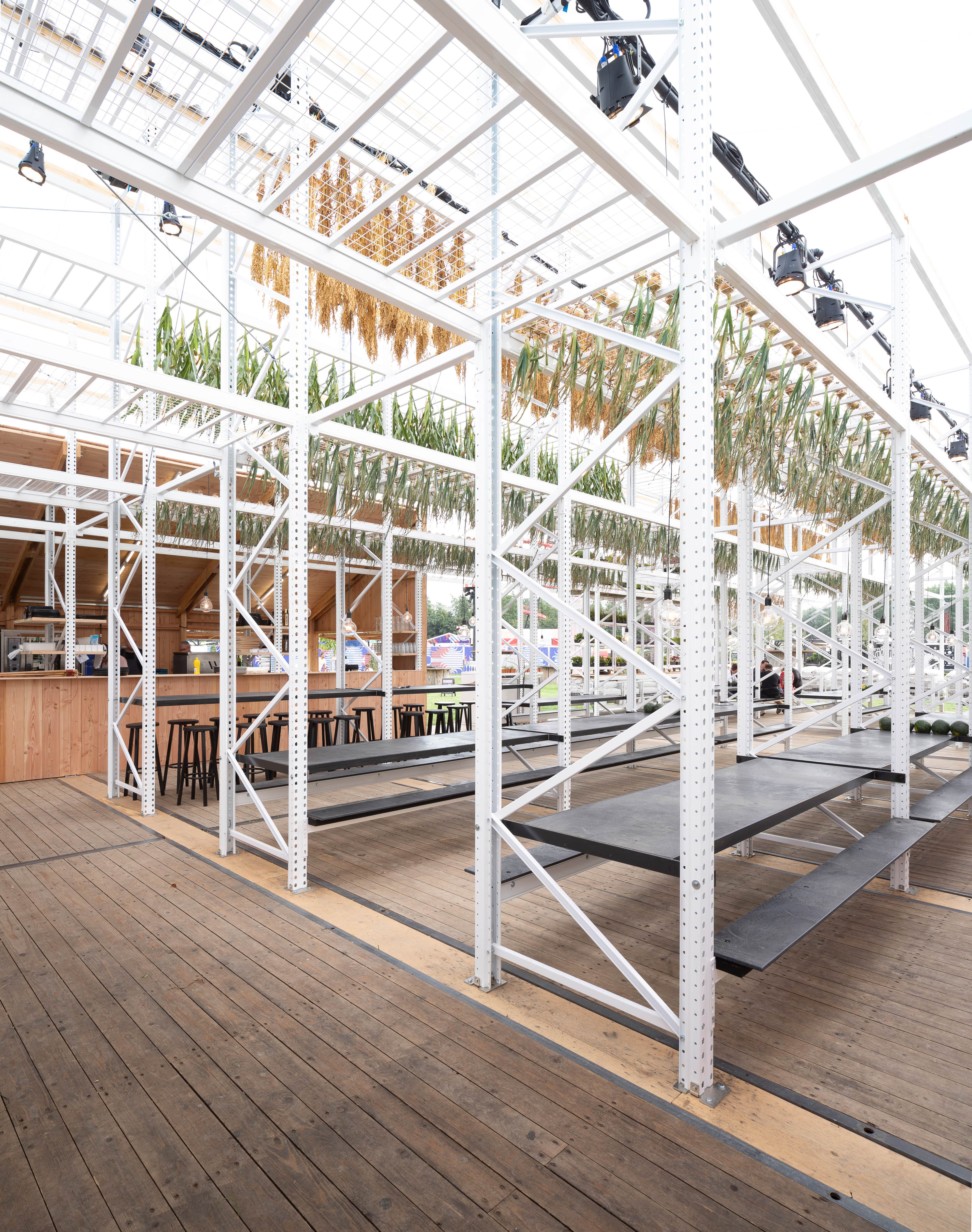 Interpreting Brasserie 2050 as an Environmentally Friendly Rice Barn