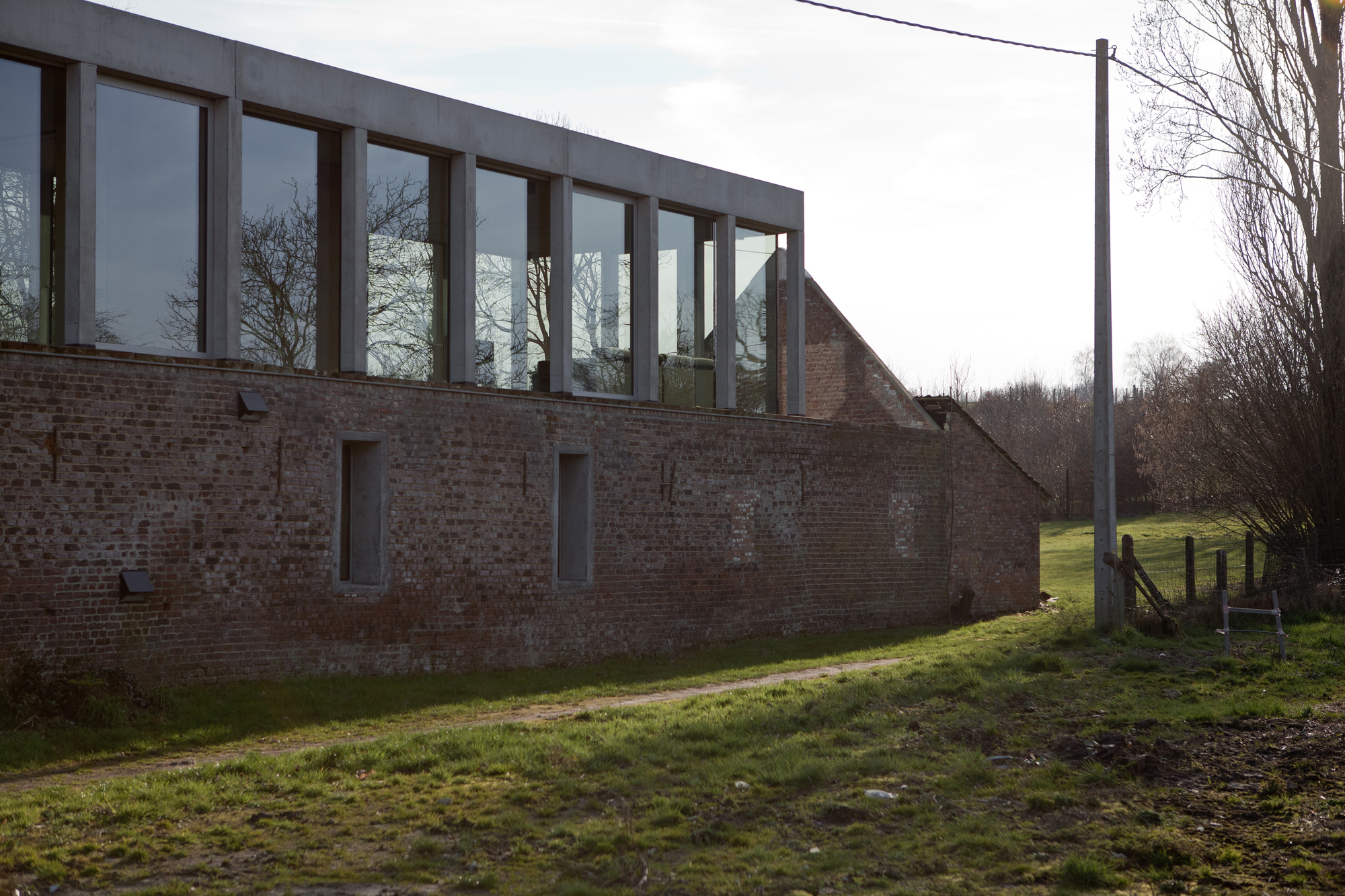 117-year-old Warehouse Renovated Into New Volume