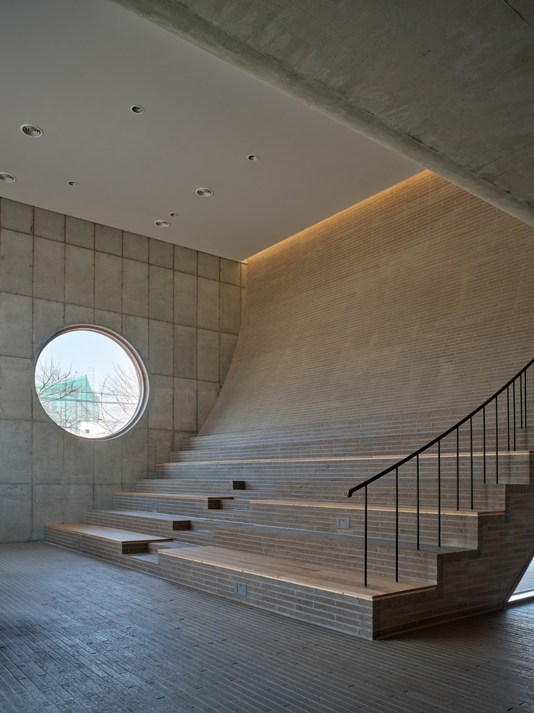 7 Unique Ladders that Become the Point of Interest of a Space