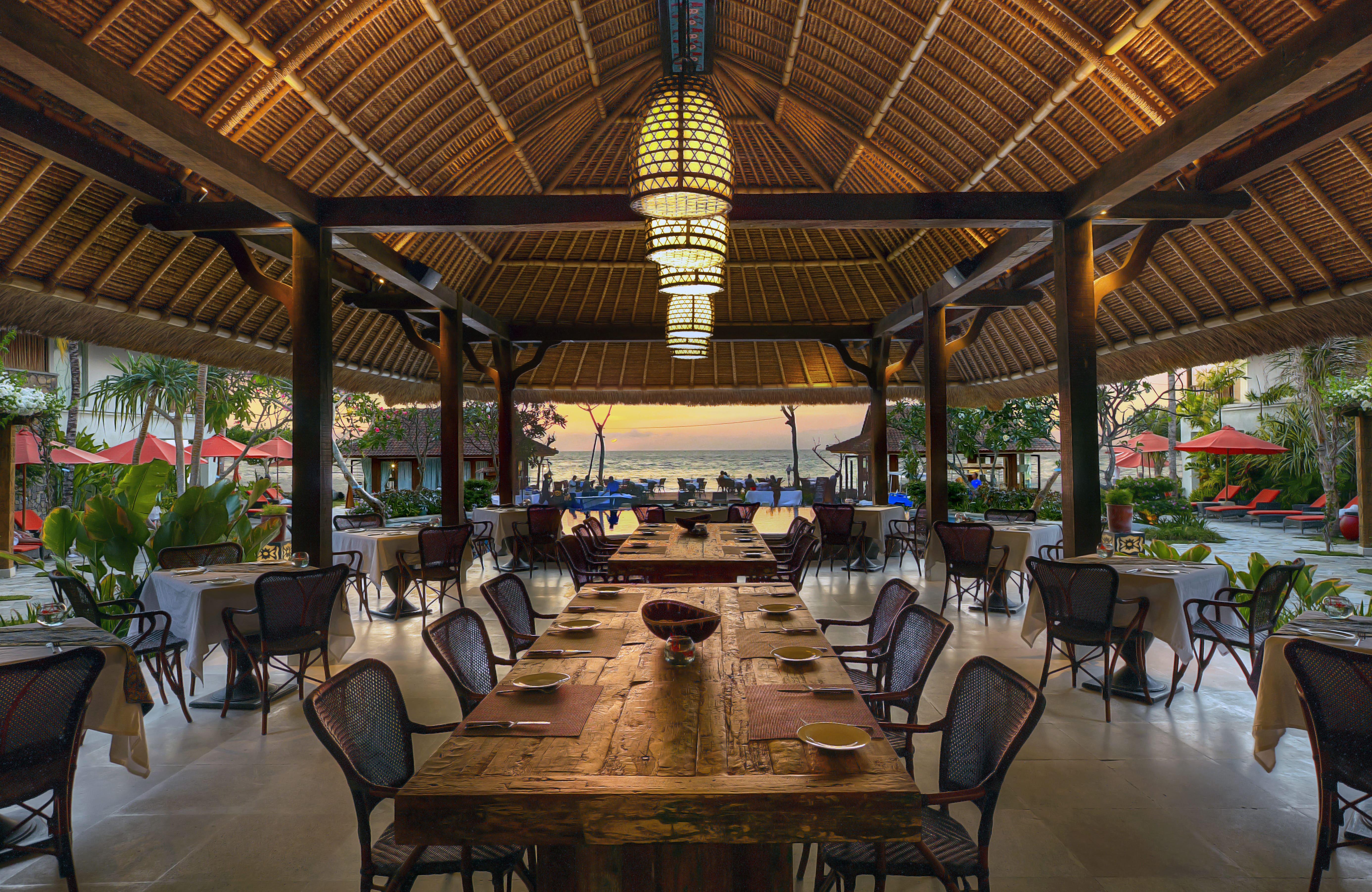 this resort has several facilities such as; four spa rooms, a spa pool, a fitness center, and an oceanfront pool