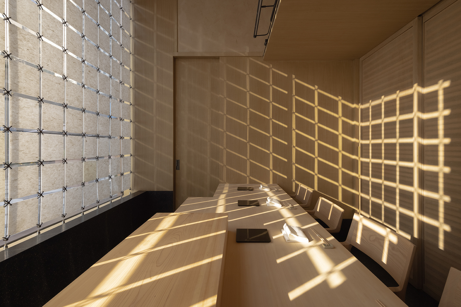 Shoku-tei Sushi, Photo by Feng Shao