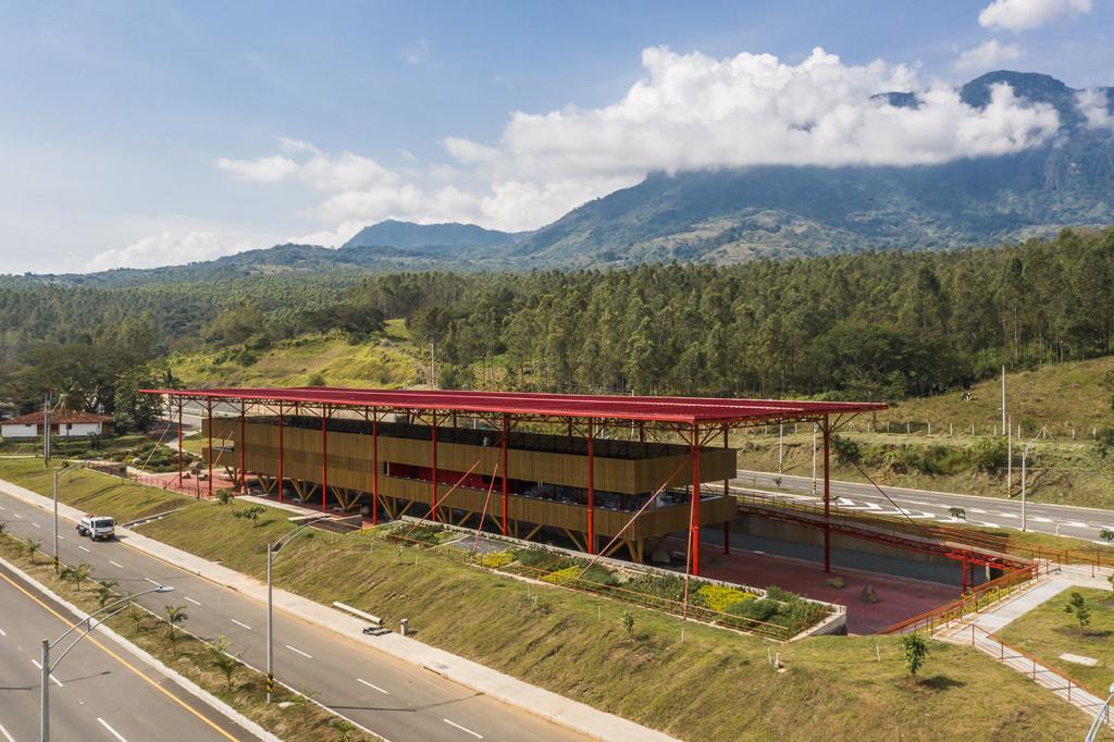 Control and Operation Center - El Equipo Mazzanti