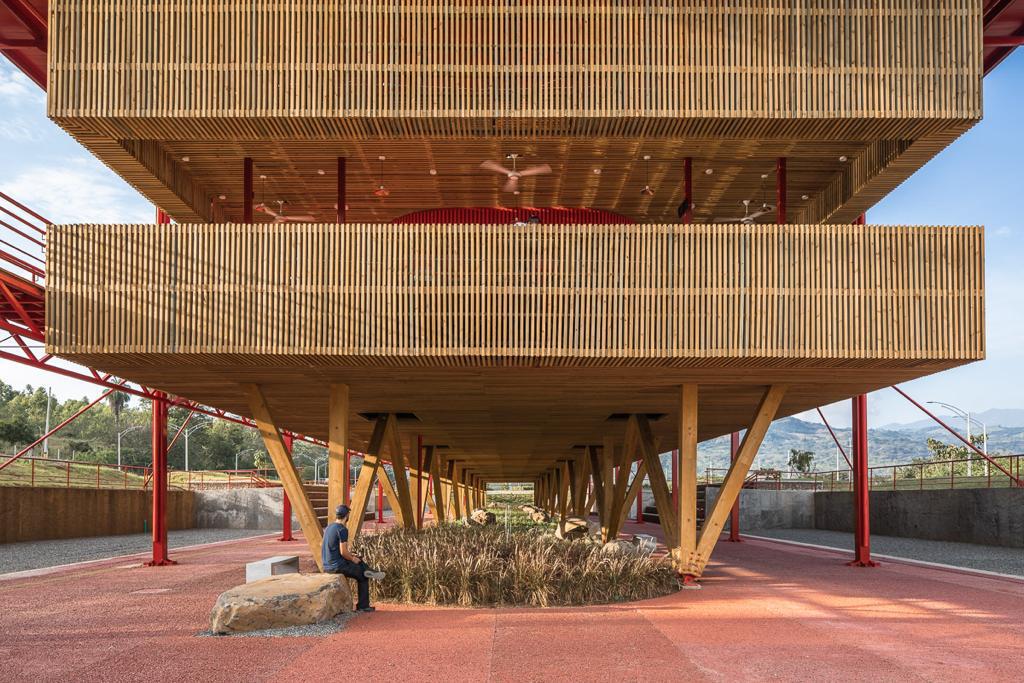 Control and Operation Center - El Equipo Mazzanti