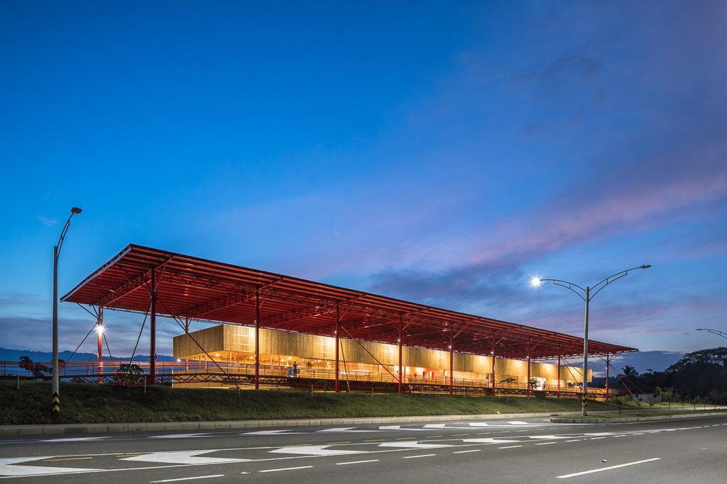 Control and Operation Center - El Equipo Mazzanti