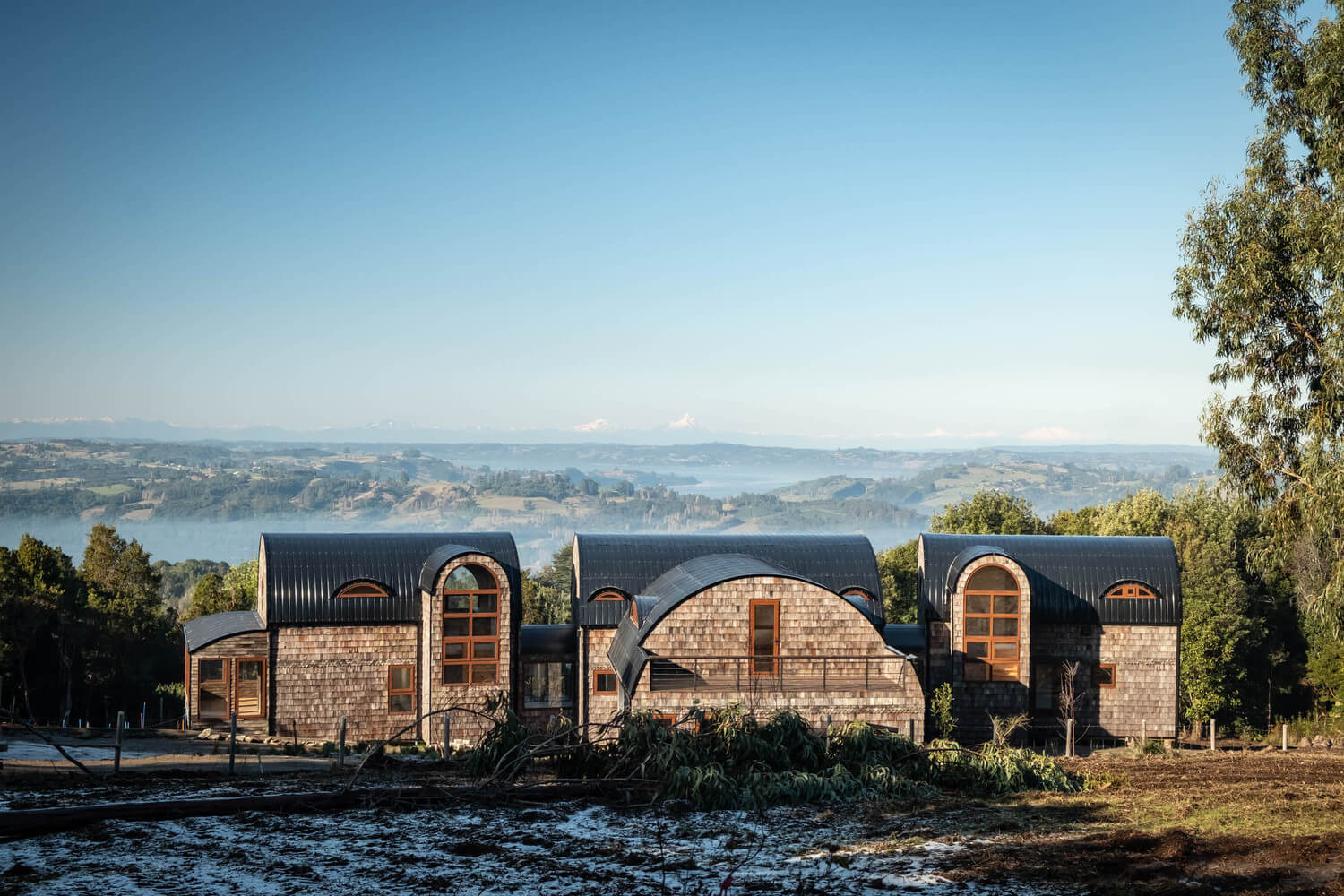 Casa Abovedada / Edward Rojas Arquitectos