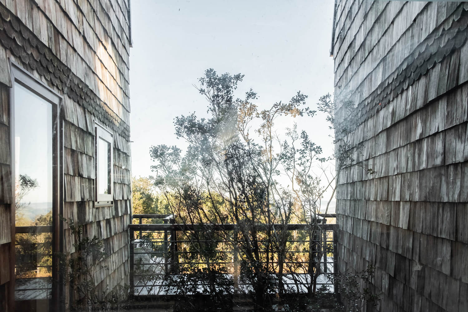 Casa Abovedada / Edward Rojas Arquitectos