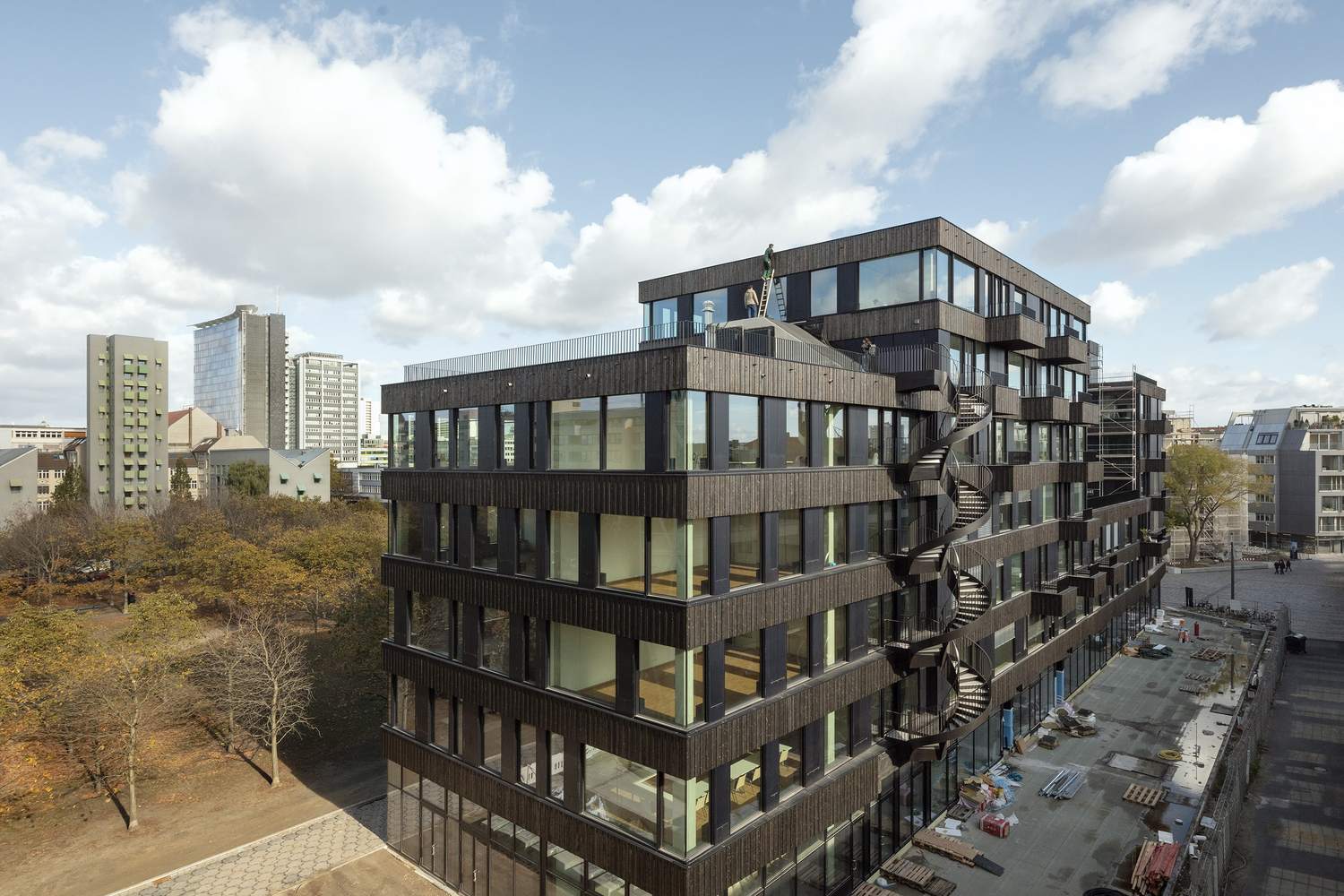 Frizz23 Building - Deadline Architects