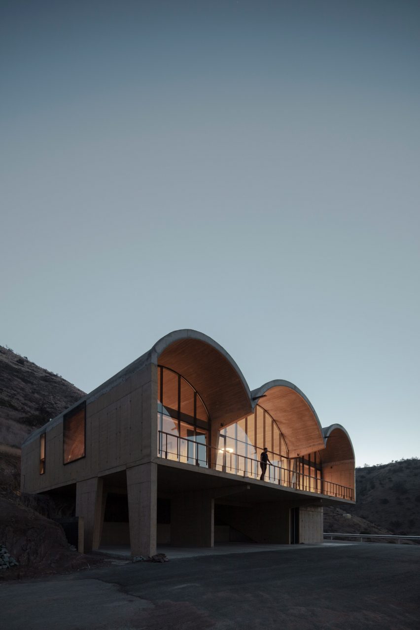 OFMA Vineyard Office by mapa