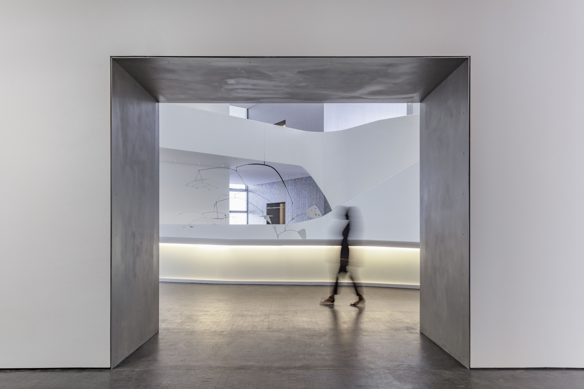 Nancy and Rich Kinder Museum by Steven Holl Architects