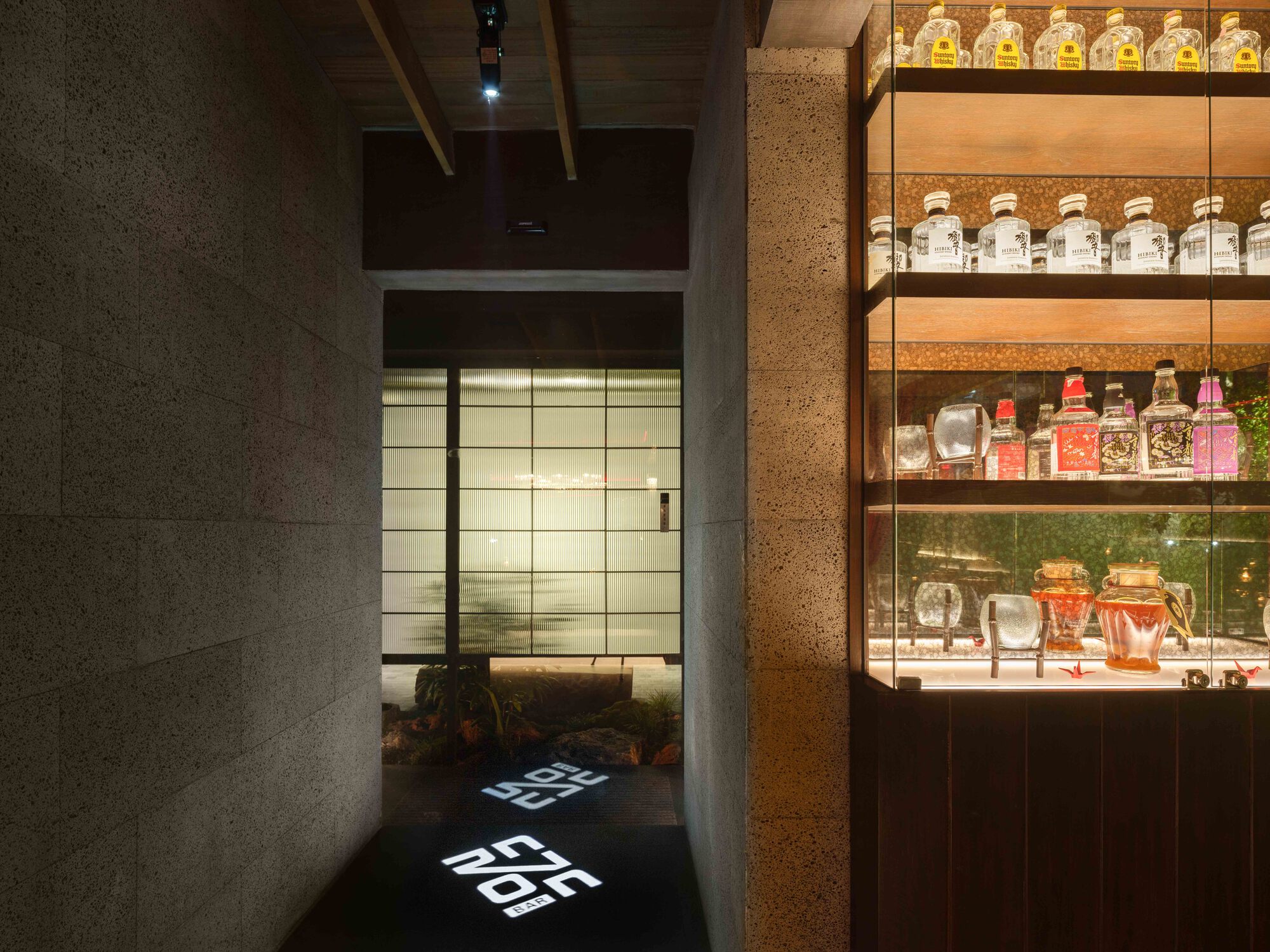 Ronin Bar by studio...nutto (cr: Panoramic Studio)