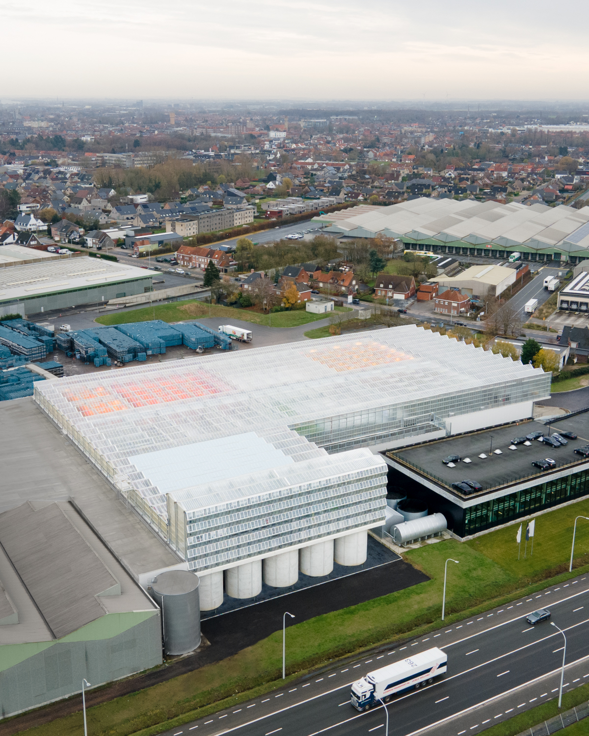 Agrotopia also functions as a large horticultural house for future food production in the city