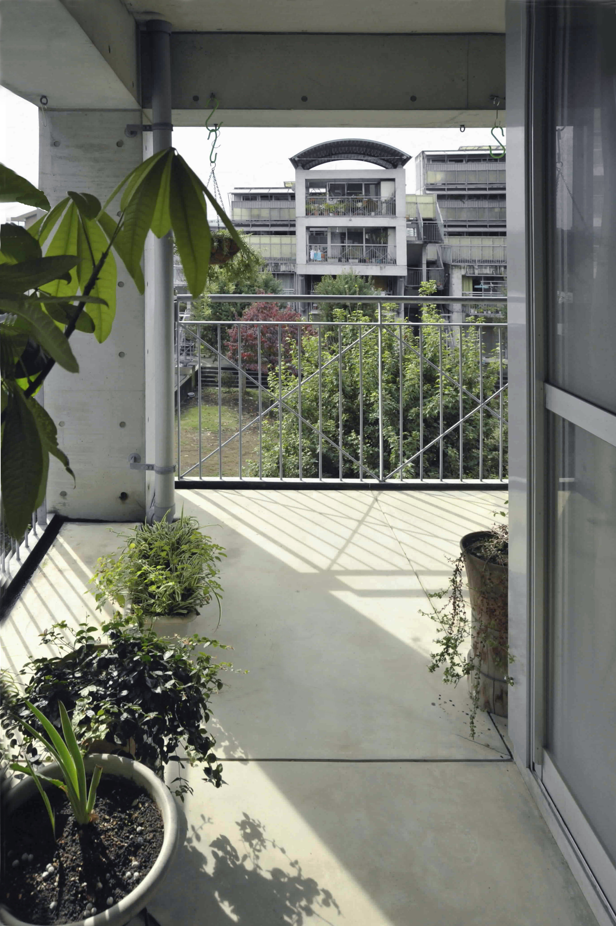 The terrace of Hotakubo Housing